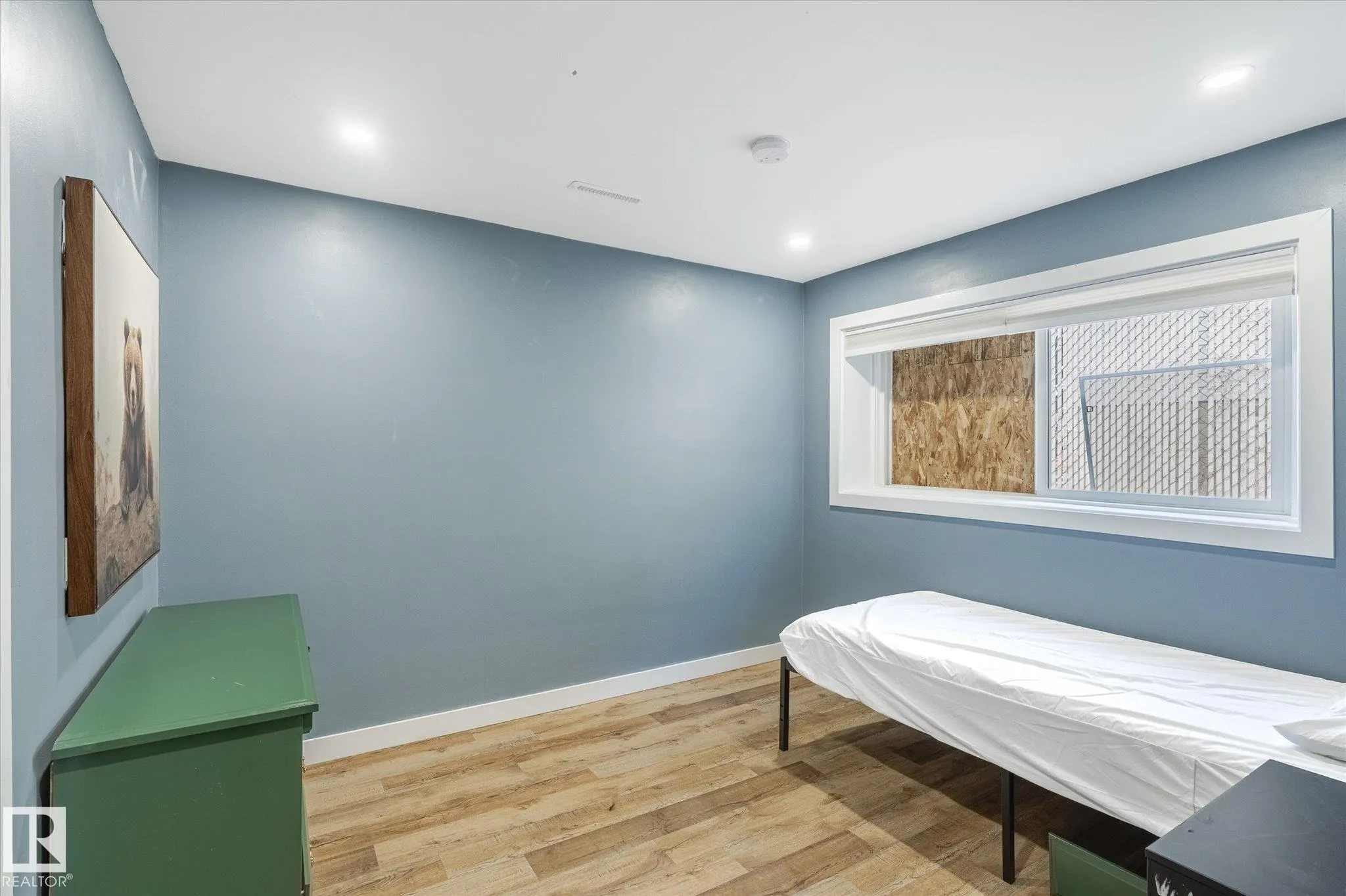 12707 & 12709 92 Street