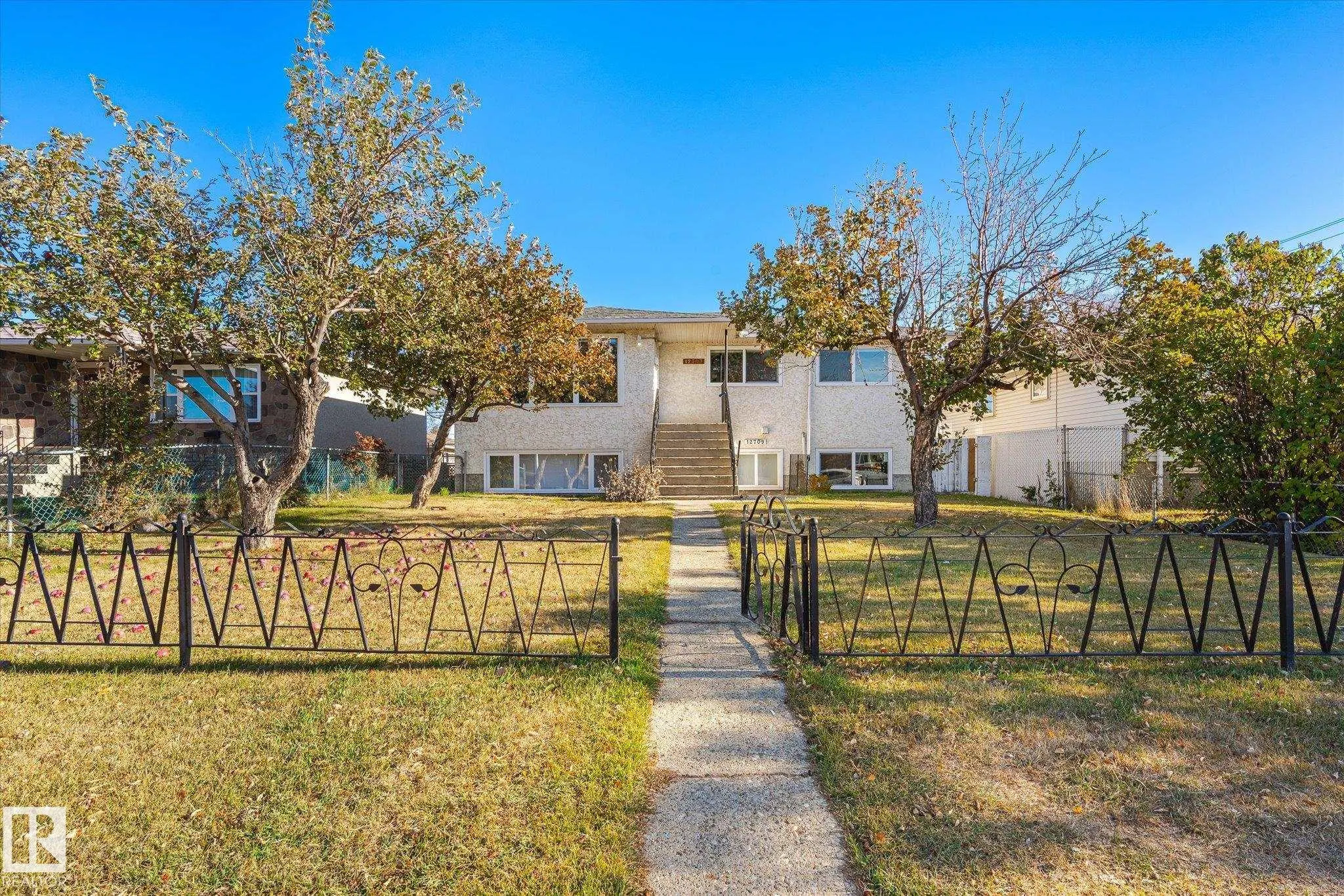 12707 & 12709 92 Street