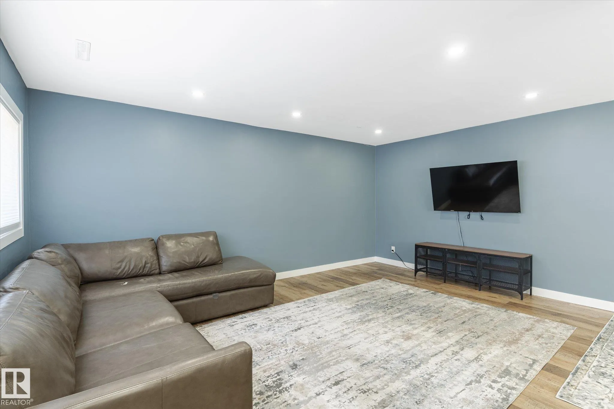 12707 & 12709 92 Street