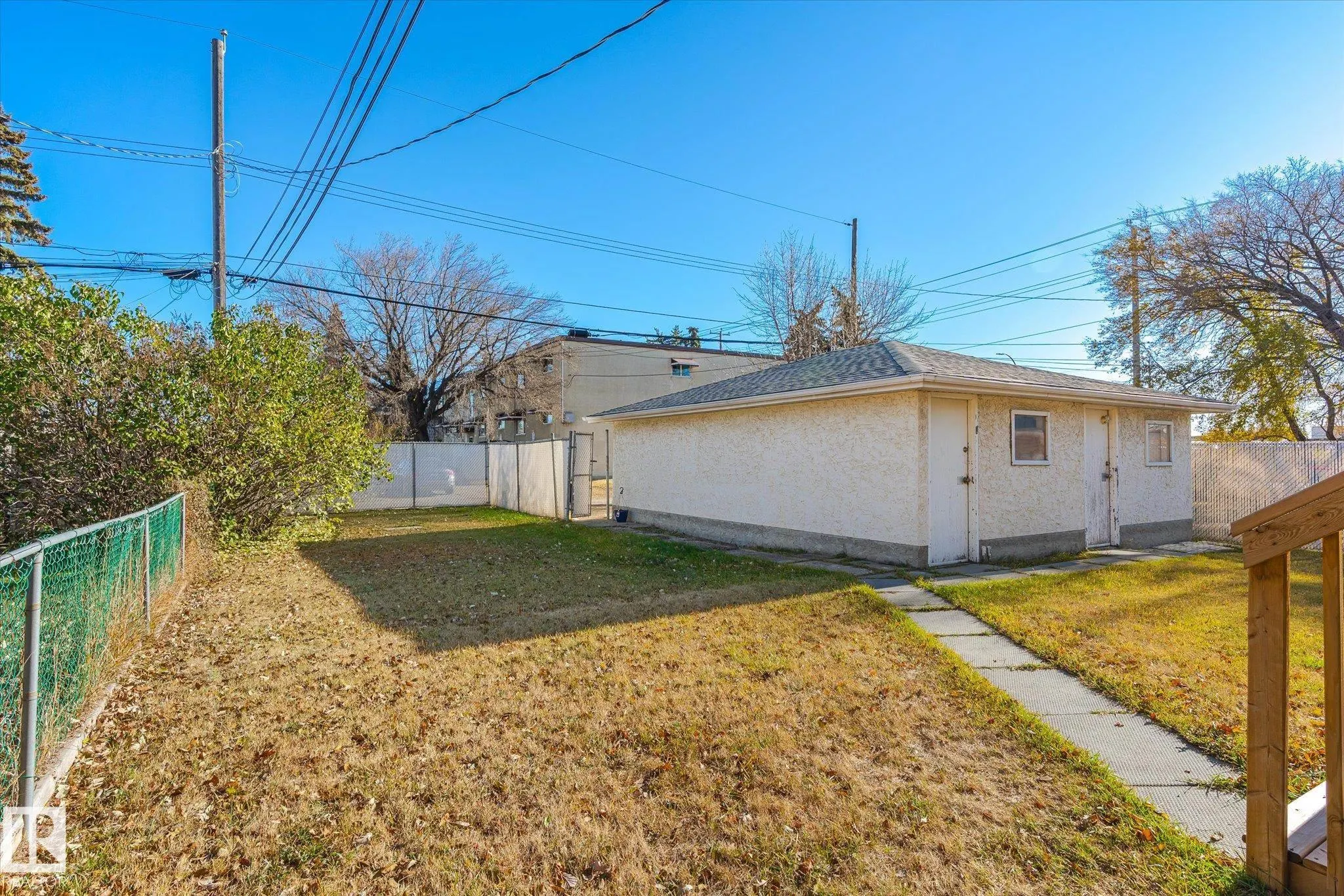 12707 & 12709 92 Street