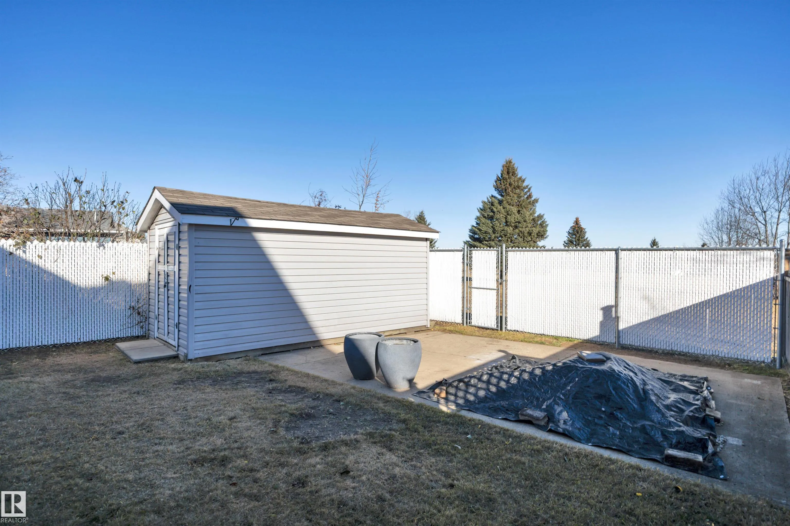 207 WEST LIBERTY Drive