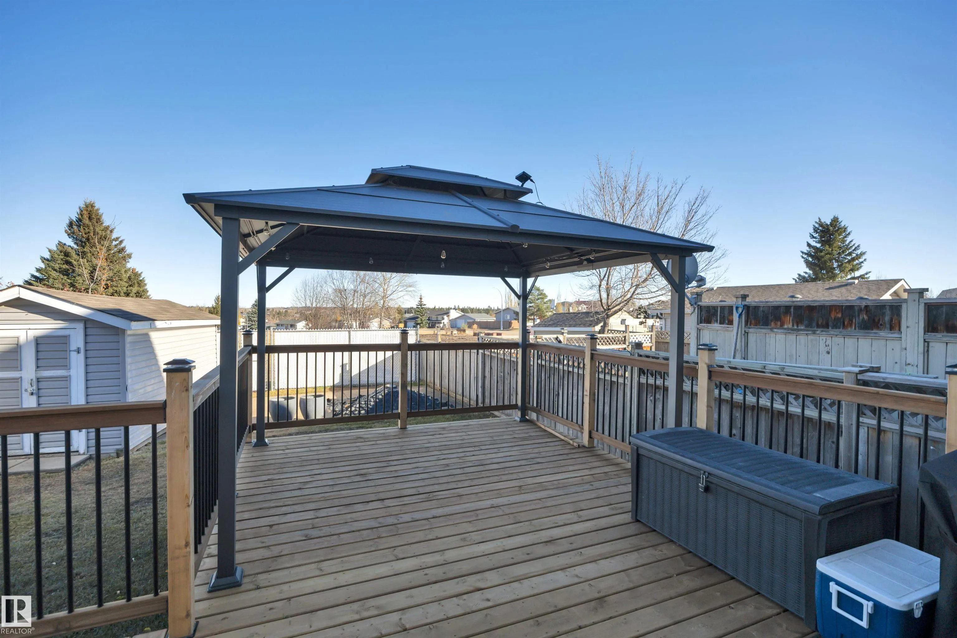 207 WEST LIBERTY Drive