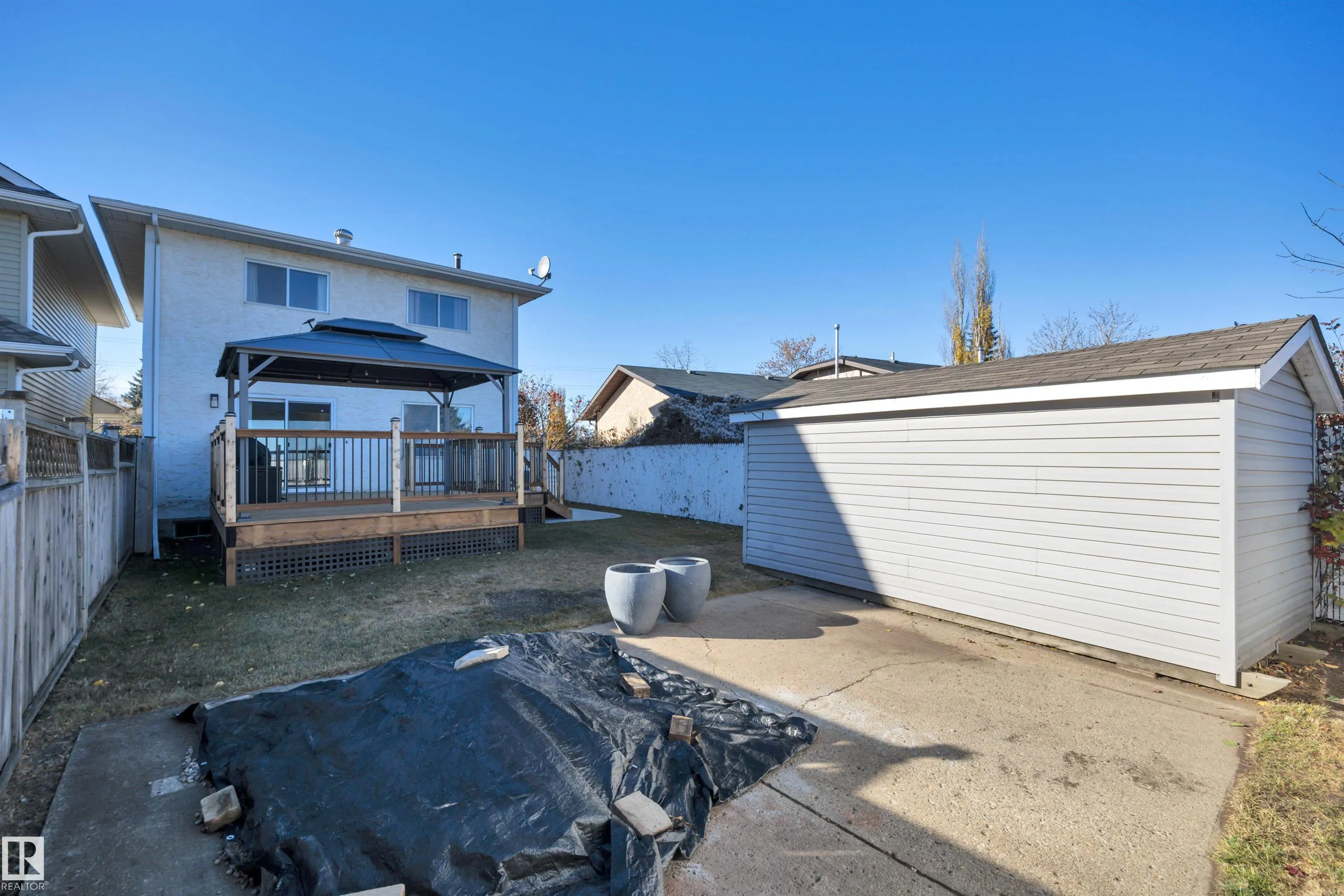 207 WEST LIBERTY Drive