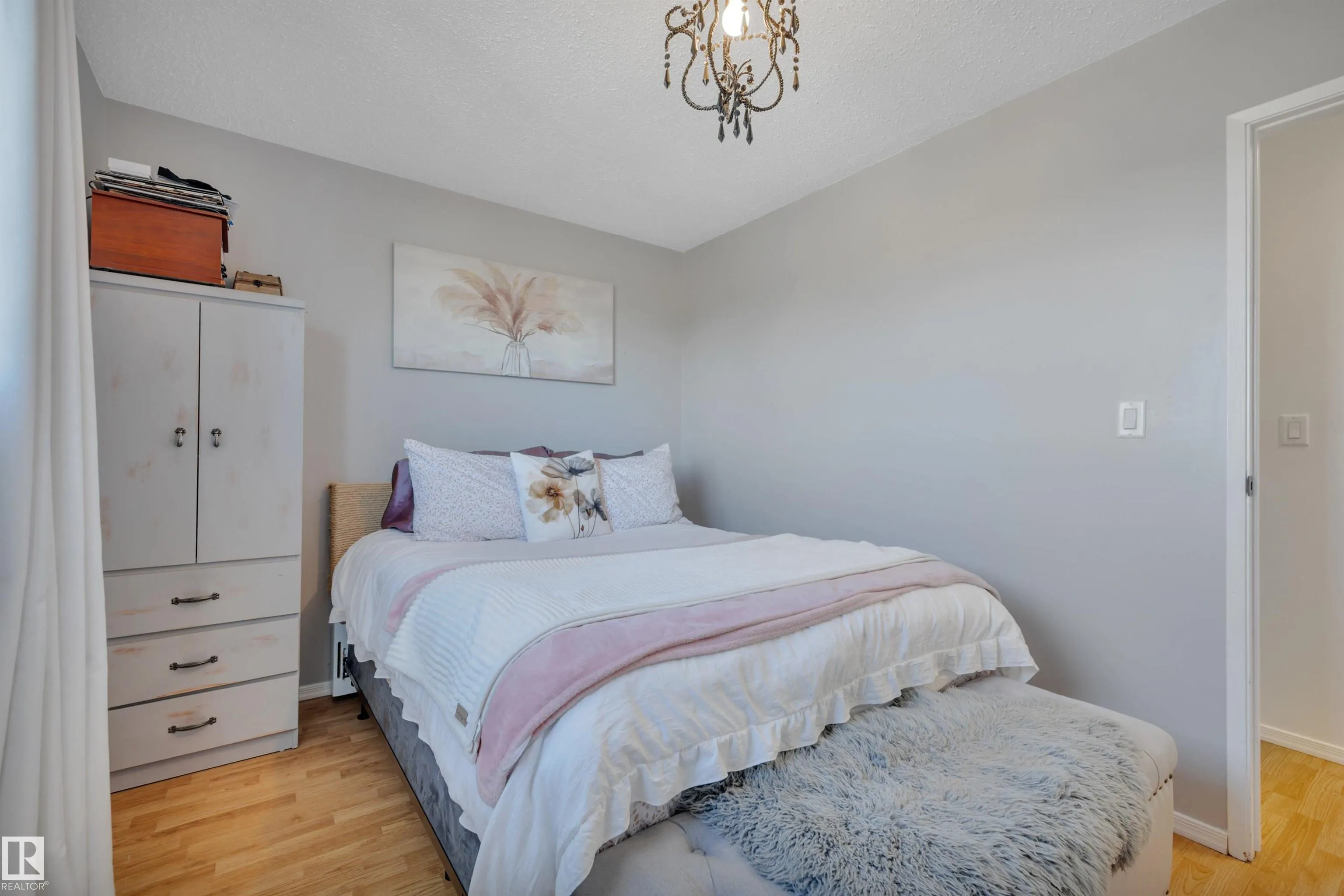 207 WEST LIBERTY Drive