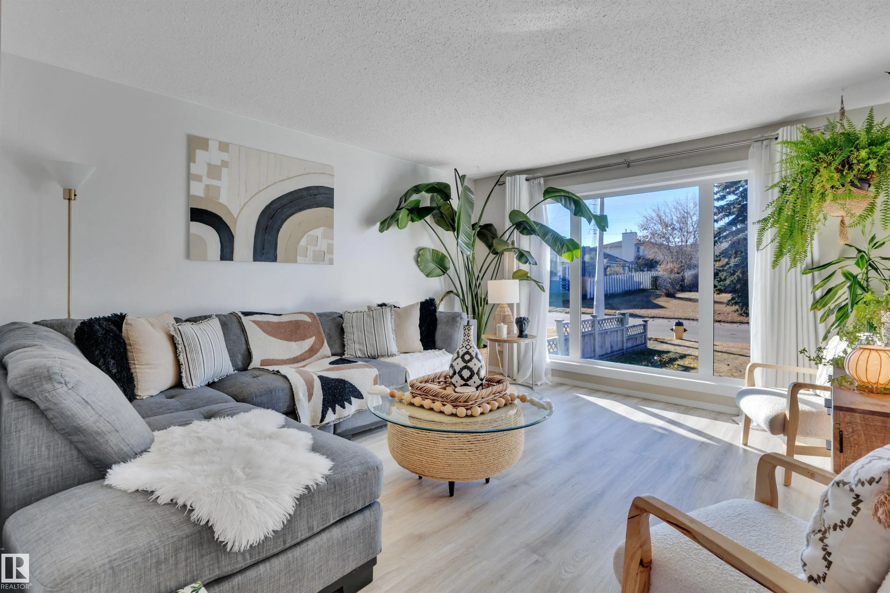 207 WEST LIBERTY Drive