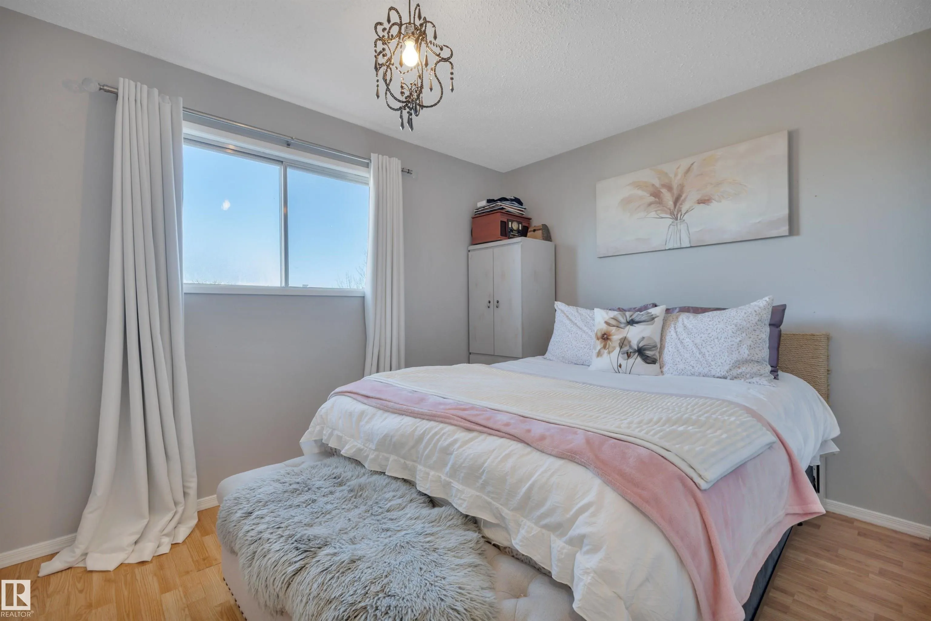 207 WEST LIBERTY Drive