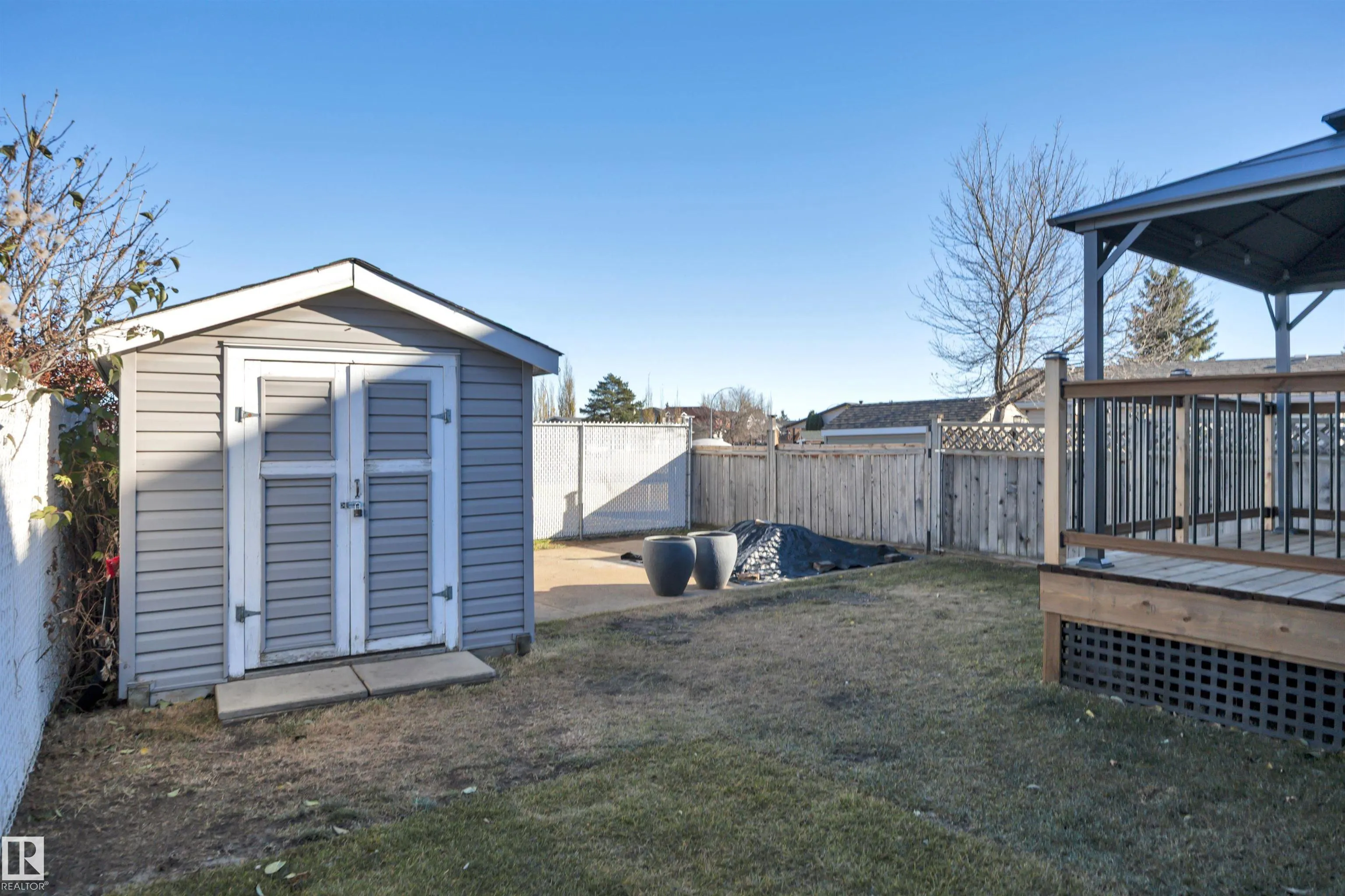 207 WEST LIBERTY Drive