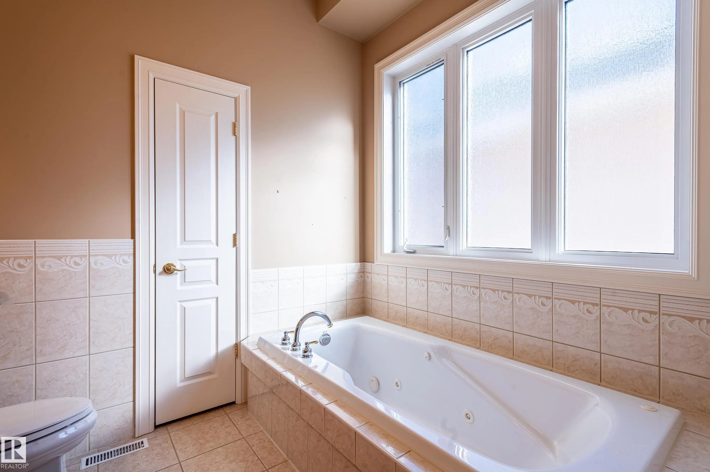 1720 HASWELL COVE Cove