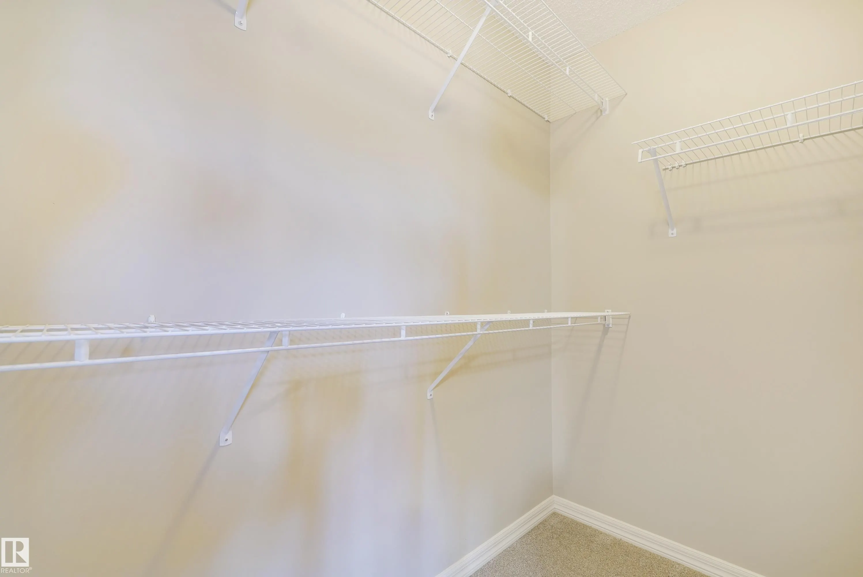 1323 CUNNINGHAM Drive