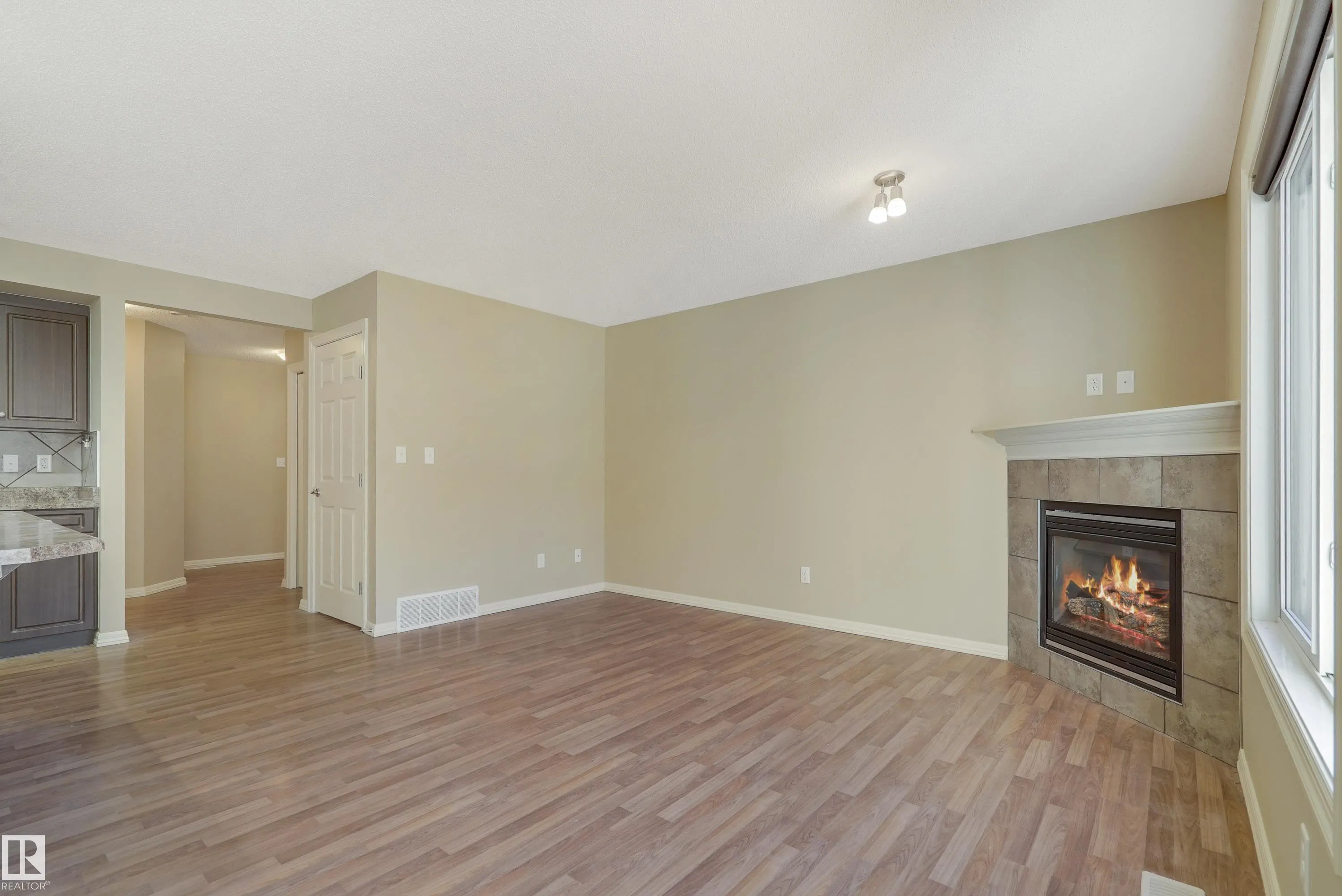 1323 CUNNINGHAM Drive