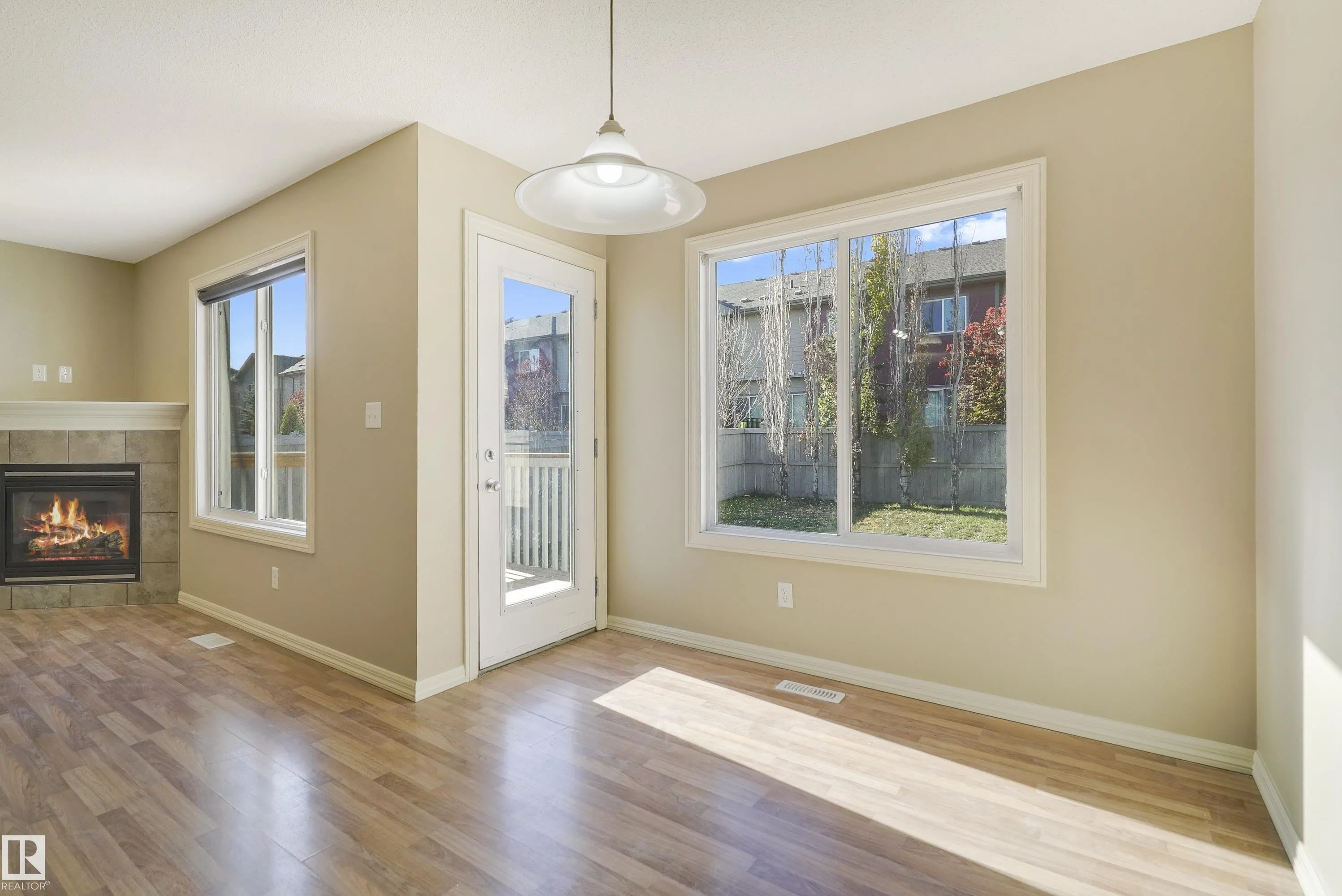 1323 CUNNINGHAM Drive