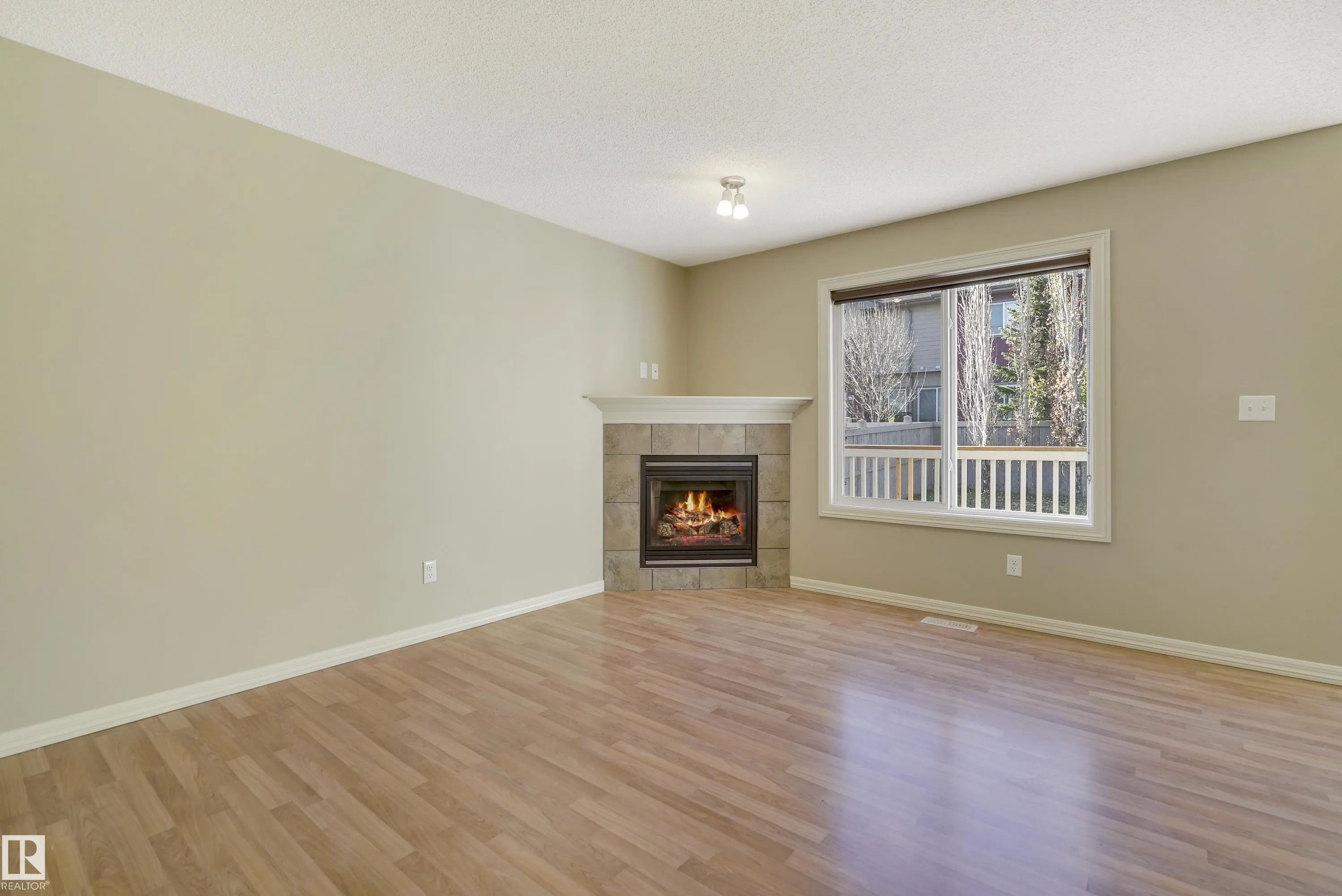 1323 CUNNINGHAM Drive