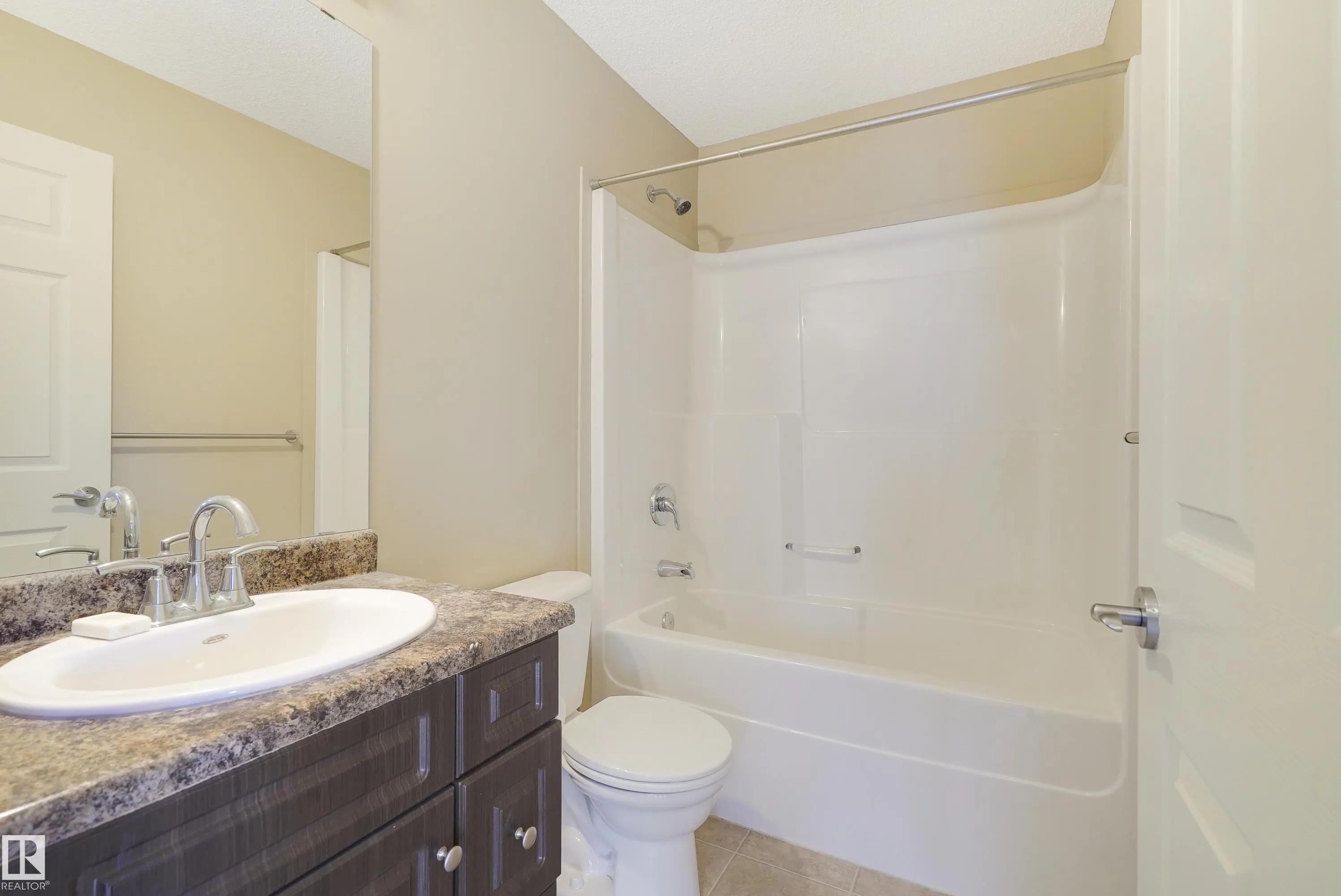 1323 CUNNINGHAM Drive