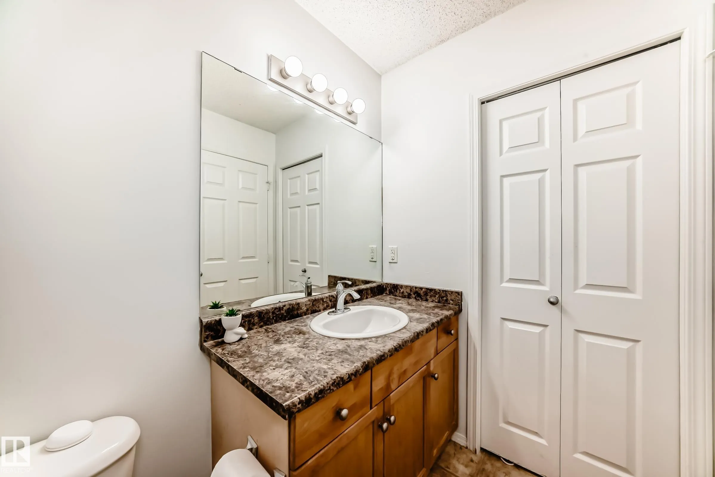 #48 - 2503 24 Street