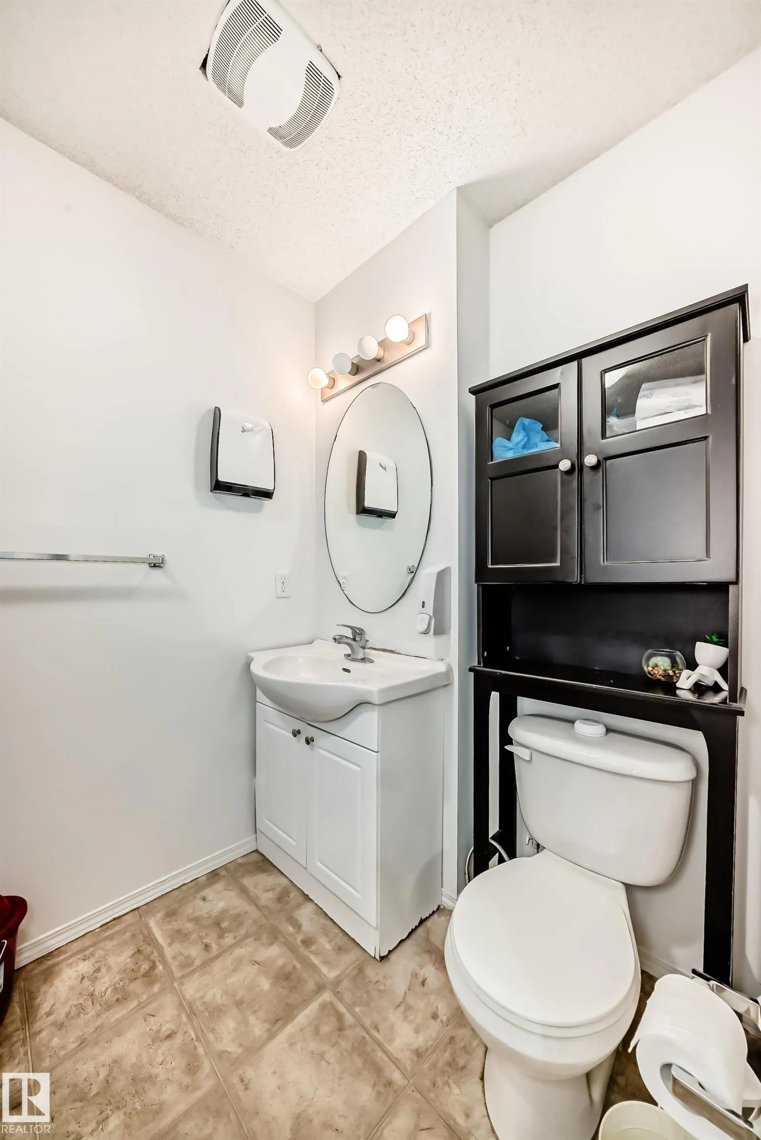 #48 - 2503 24 Street