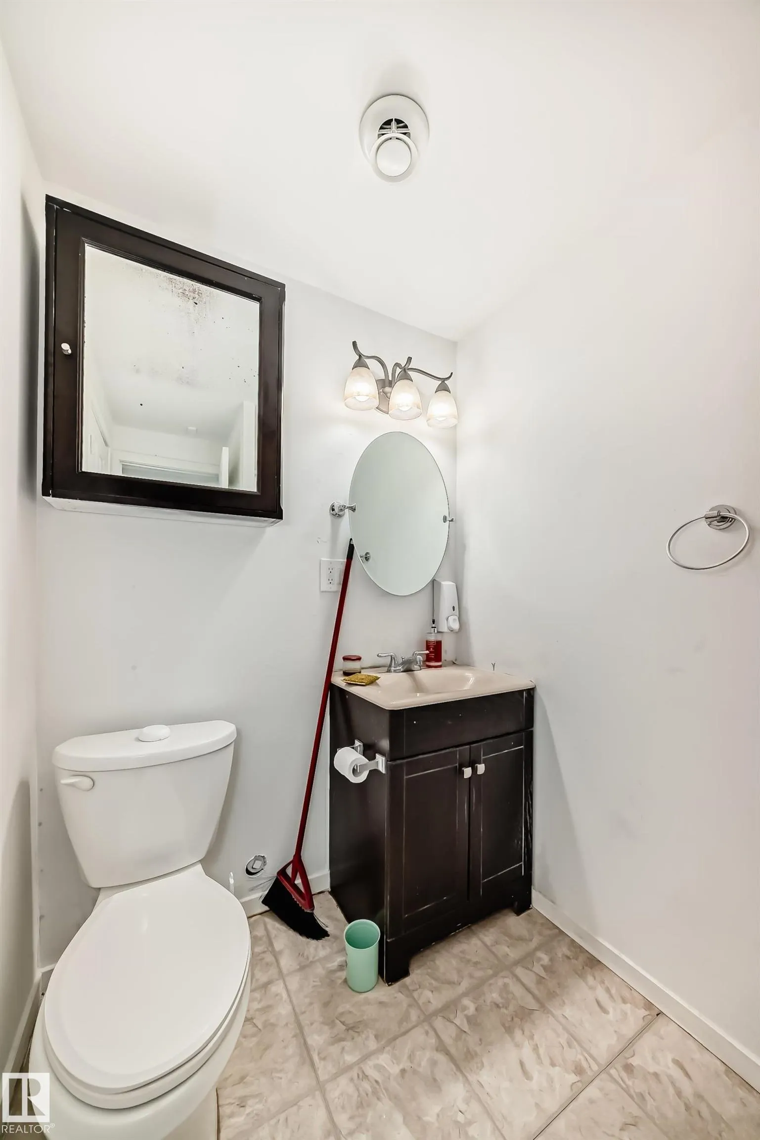 #48 - 2503 24 Street