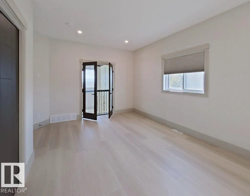 B37 Wicks street Street