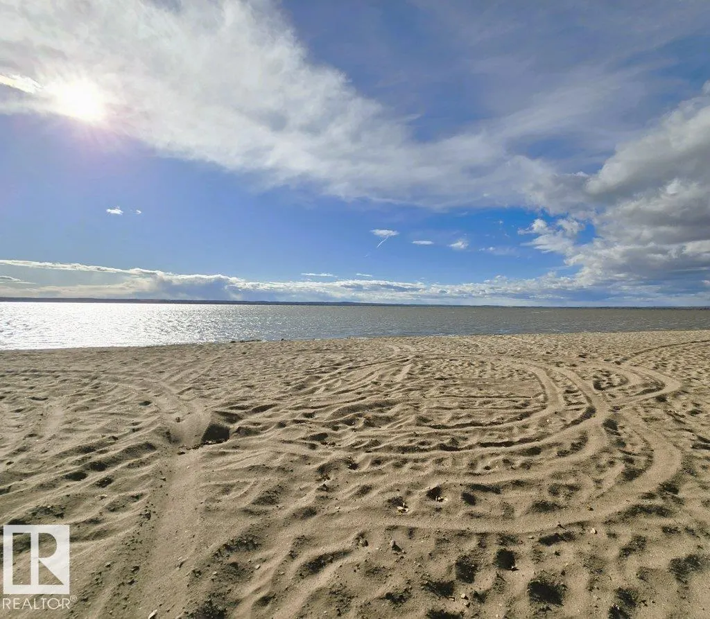 B37 Wicks street Street