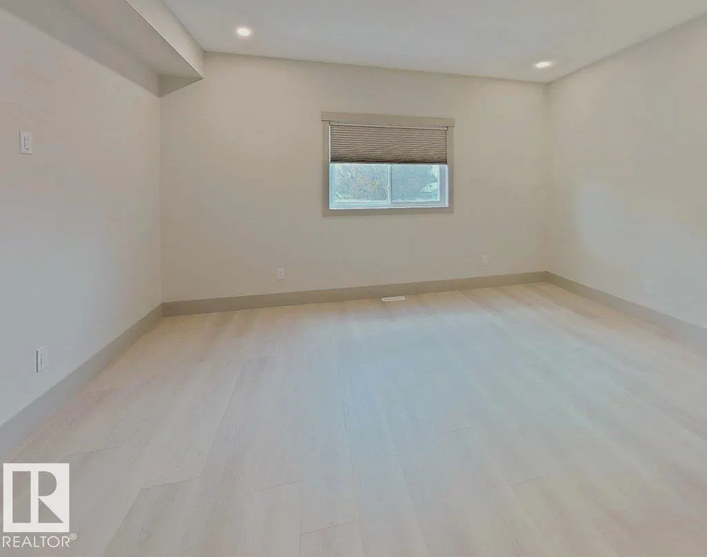 B37 Wicks street Street