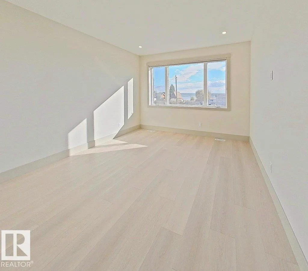 B37 Wicks street Street