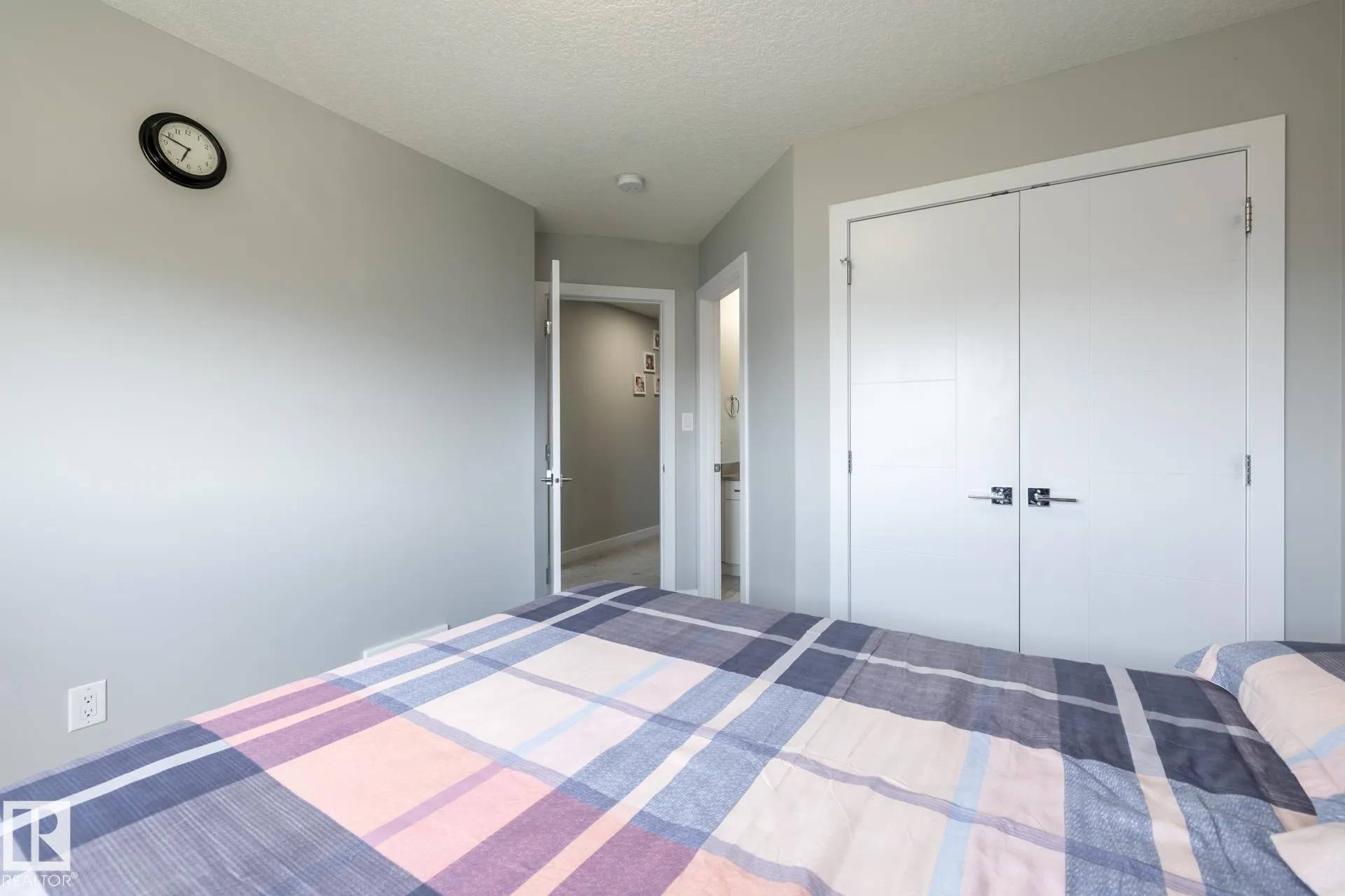 9327 COOPER BEND Bend