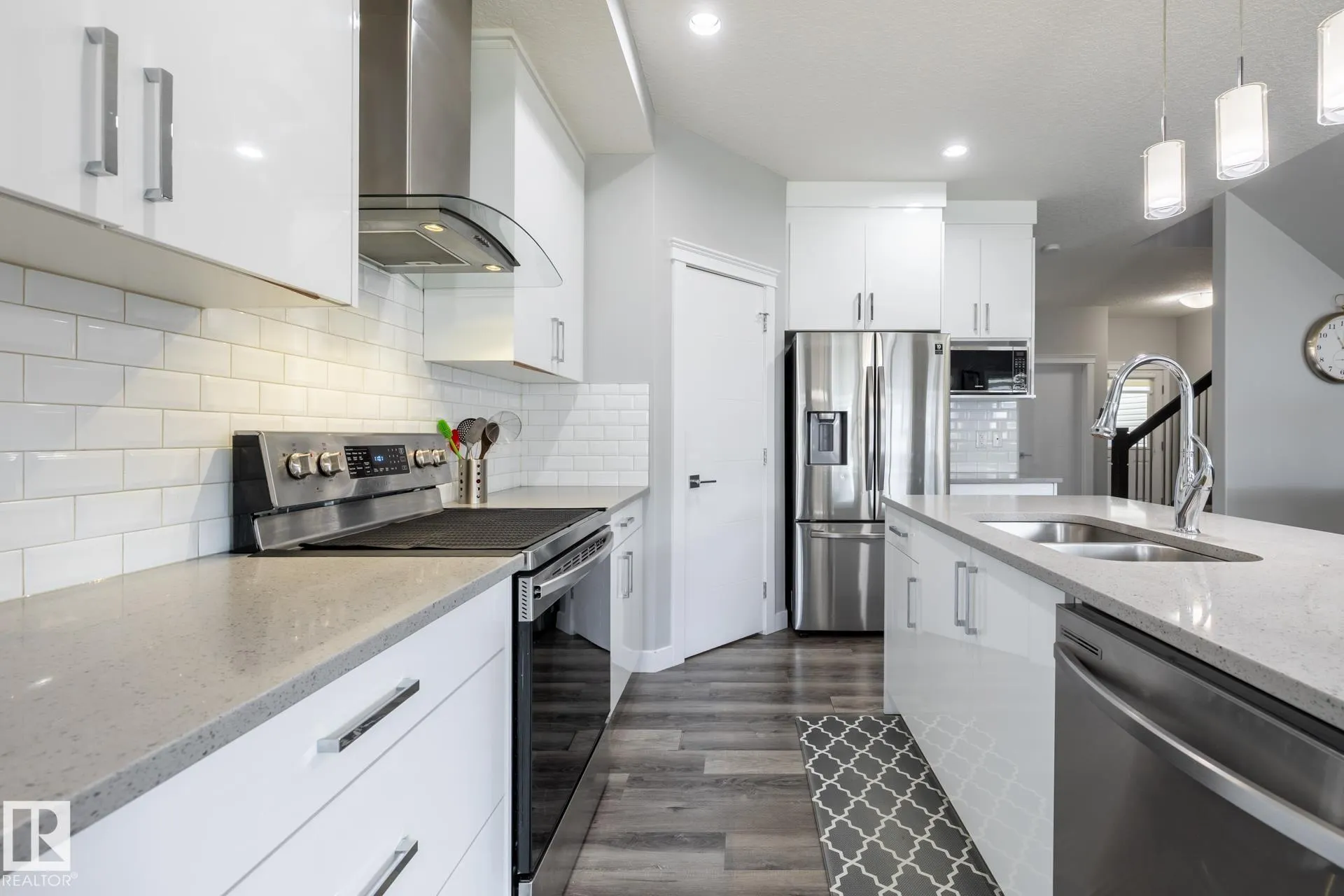 9327 COOPER BEND Bend