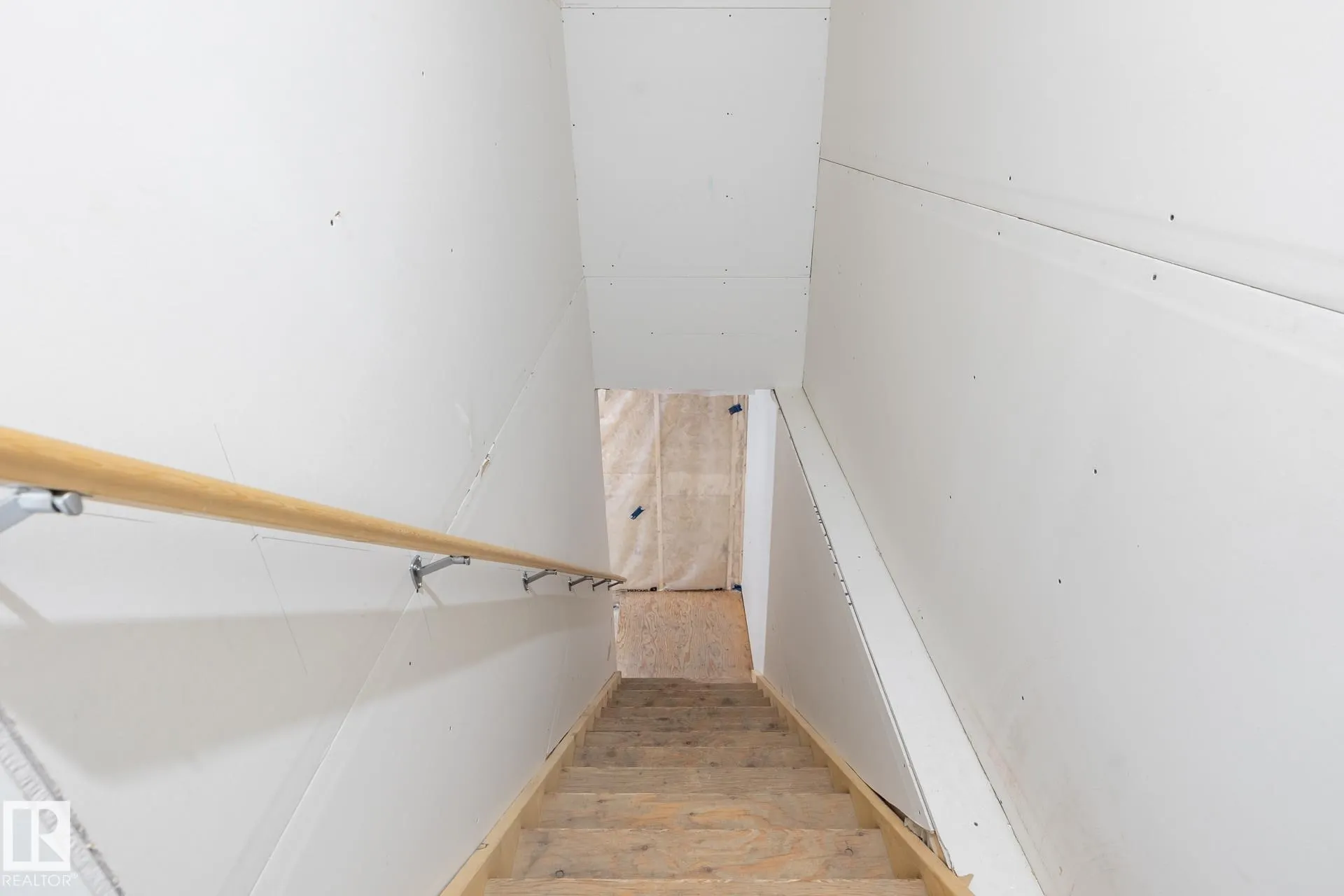 9327 COOPER BEND Bend