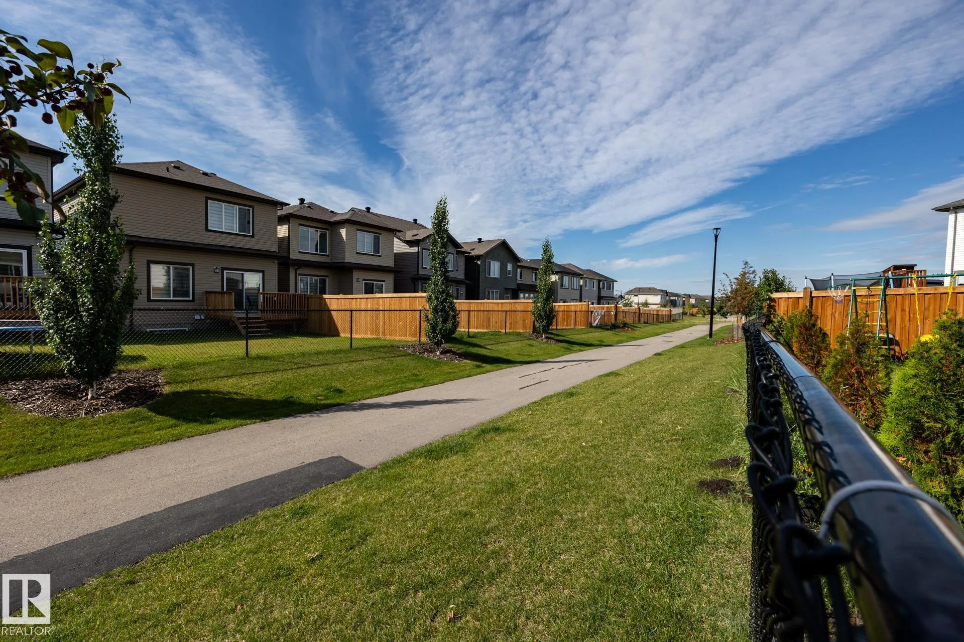 9327 COOPER BEND Bend