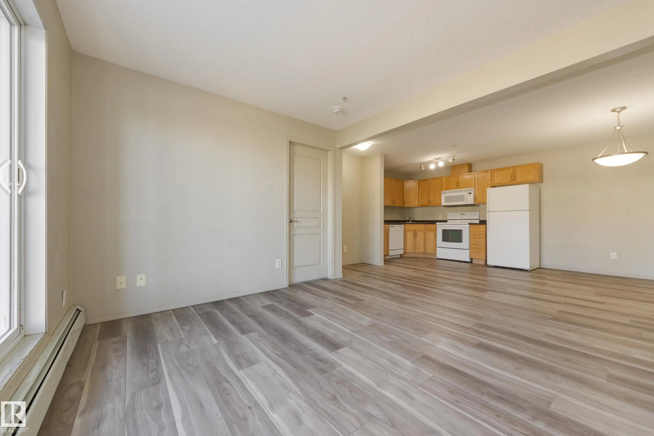 309 CLAREVIEW STATION Drive