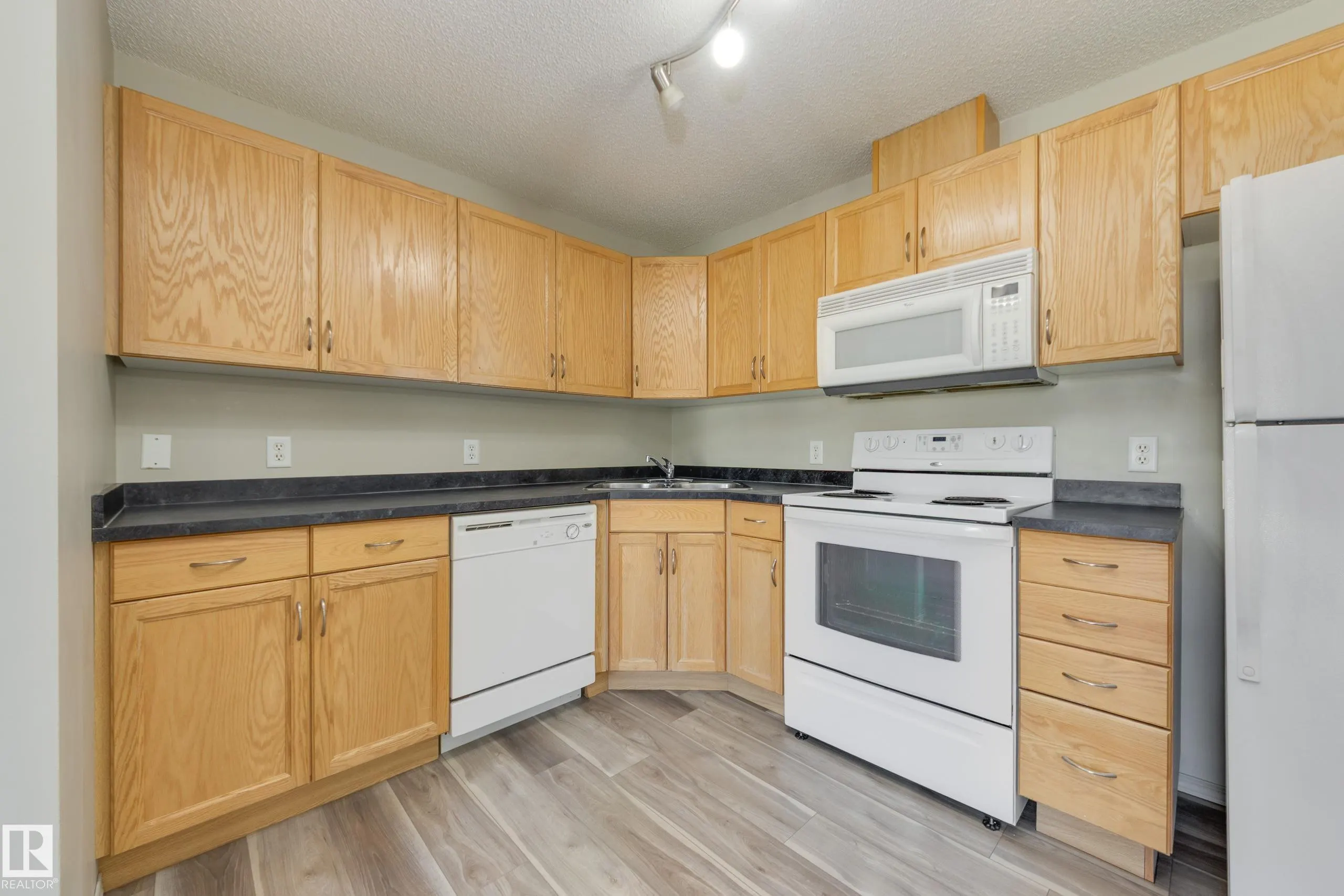 309 CLAREVIEW STATION Drive