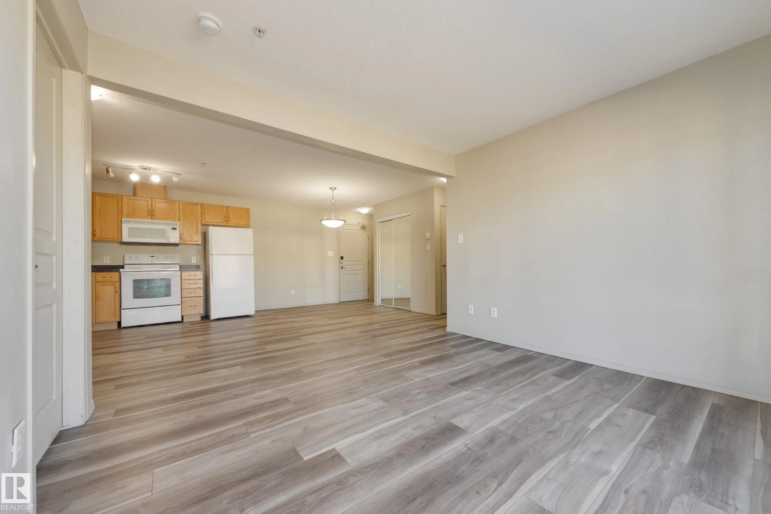 309 CLAREVIEW STATION Drive