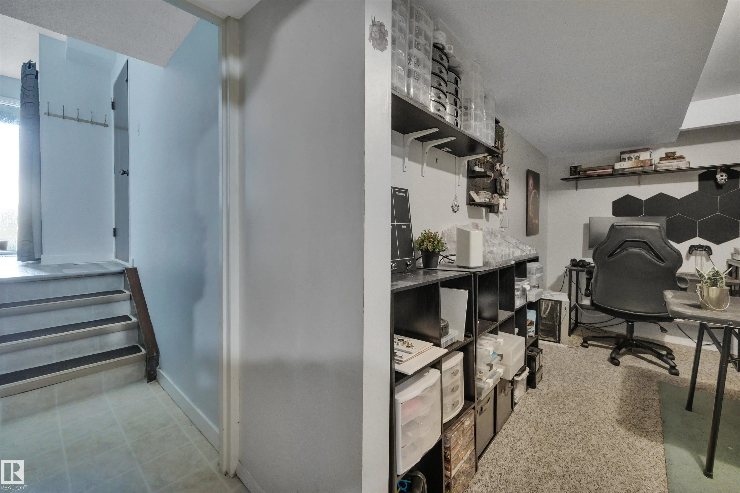 120 KINGSFIELD Village