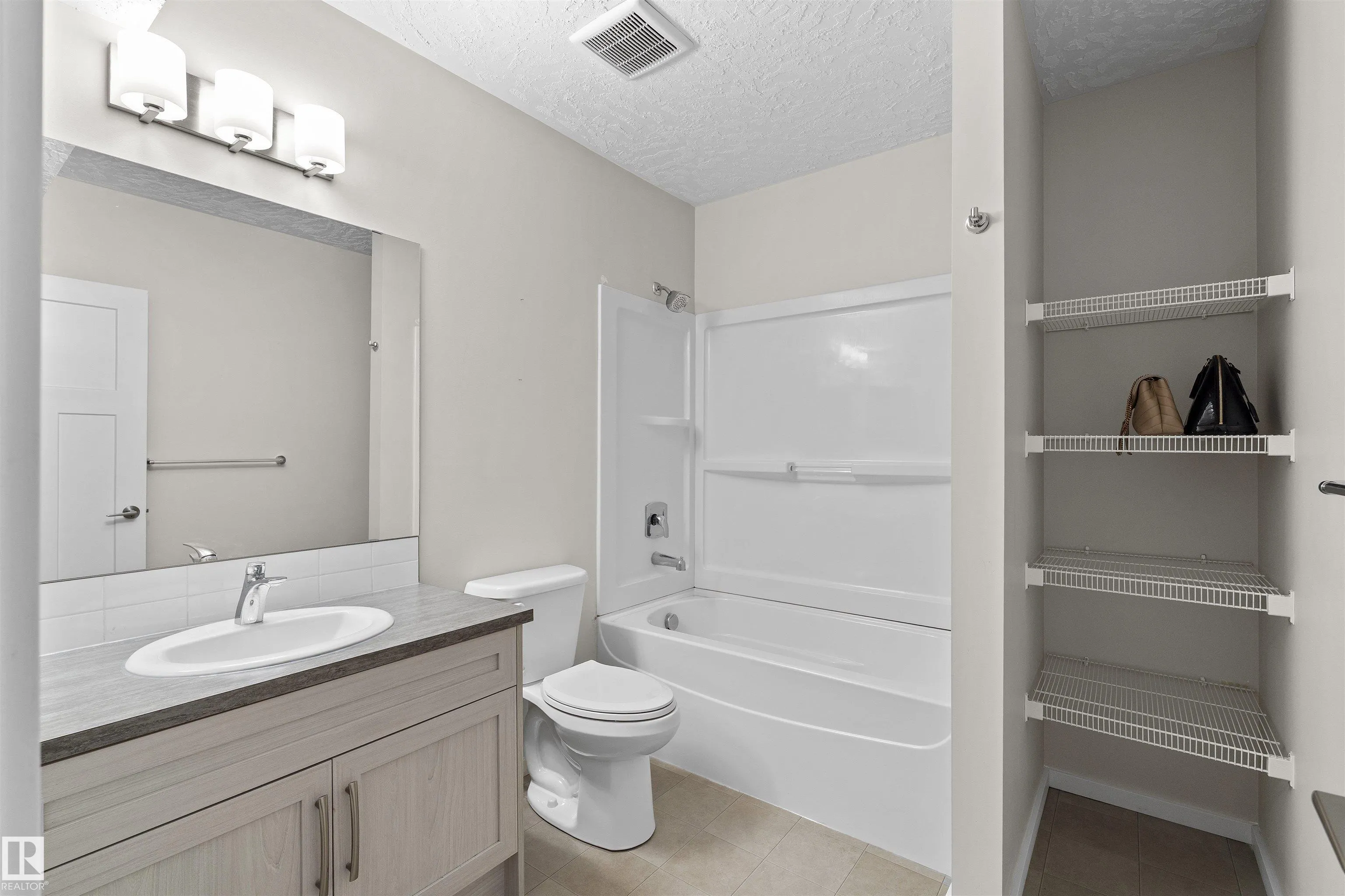 3072 PAISLEY GREEN Green