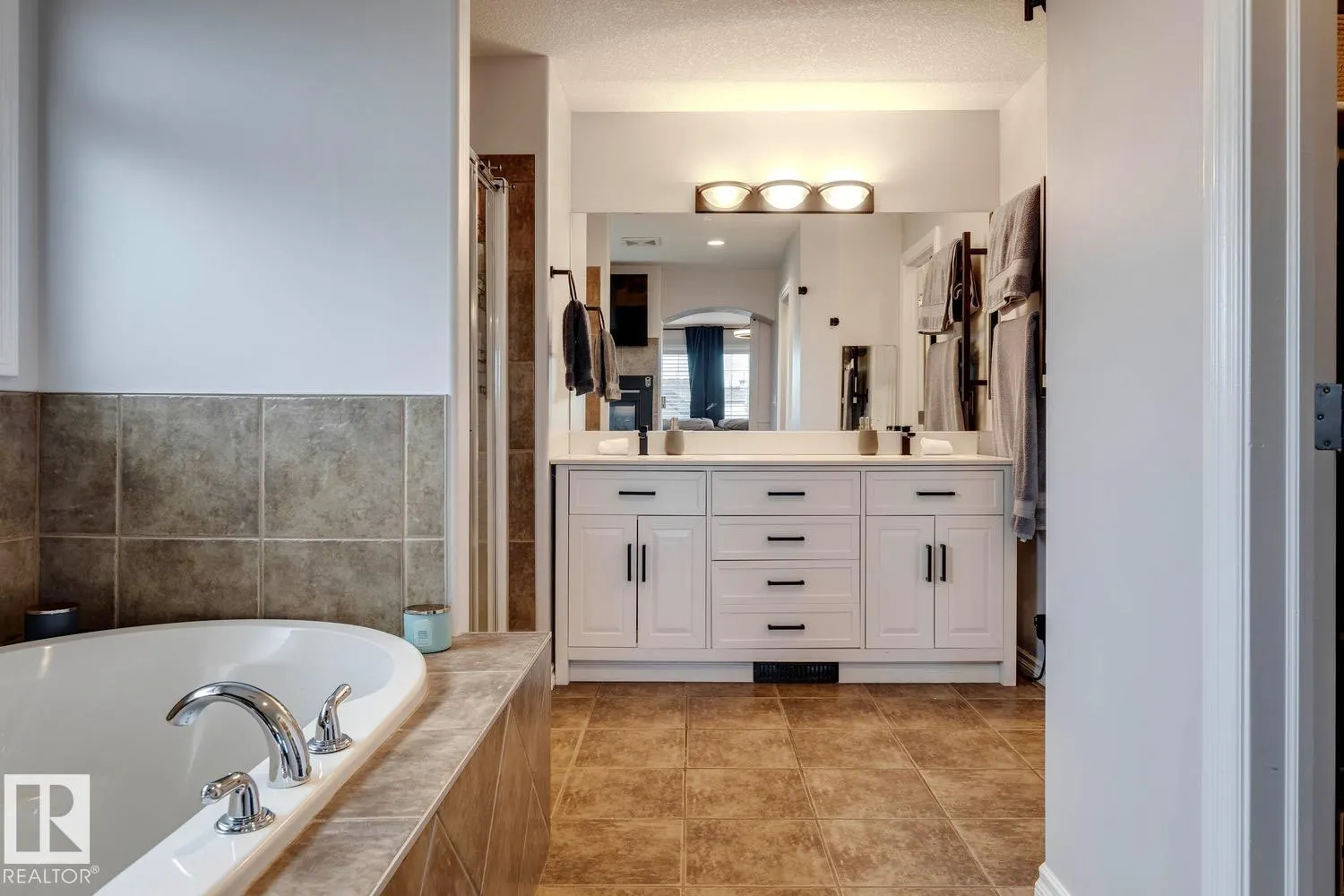 1847 BOWMAN Point(e)