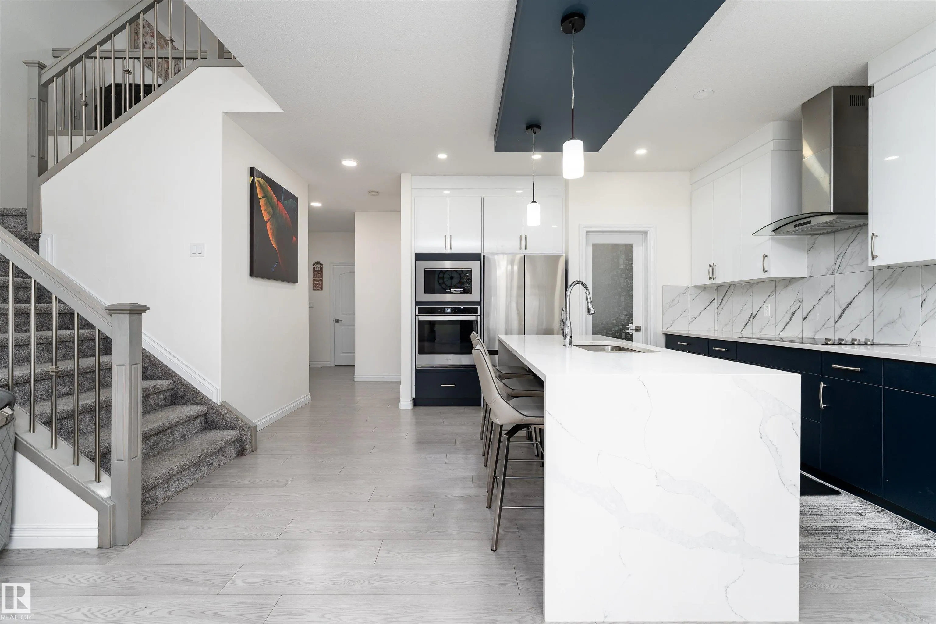 5710 CAUTLEY Crescent