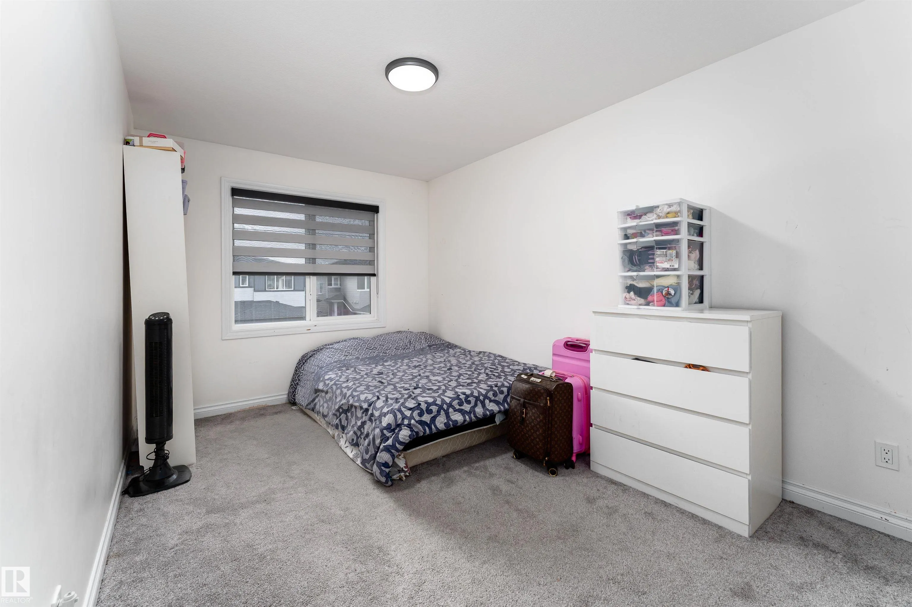 5710 CAUTLEY Crescent