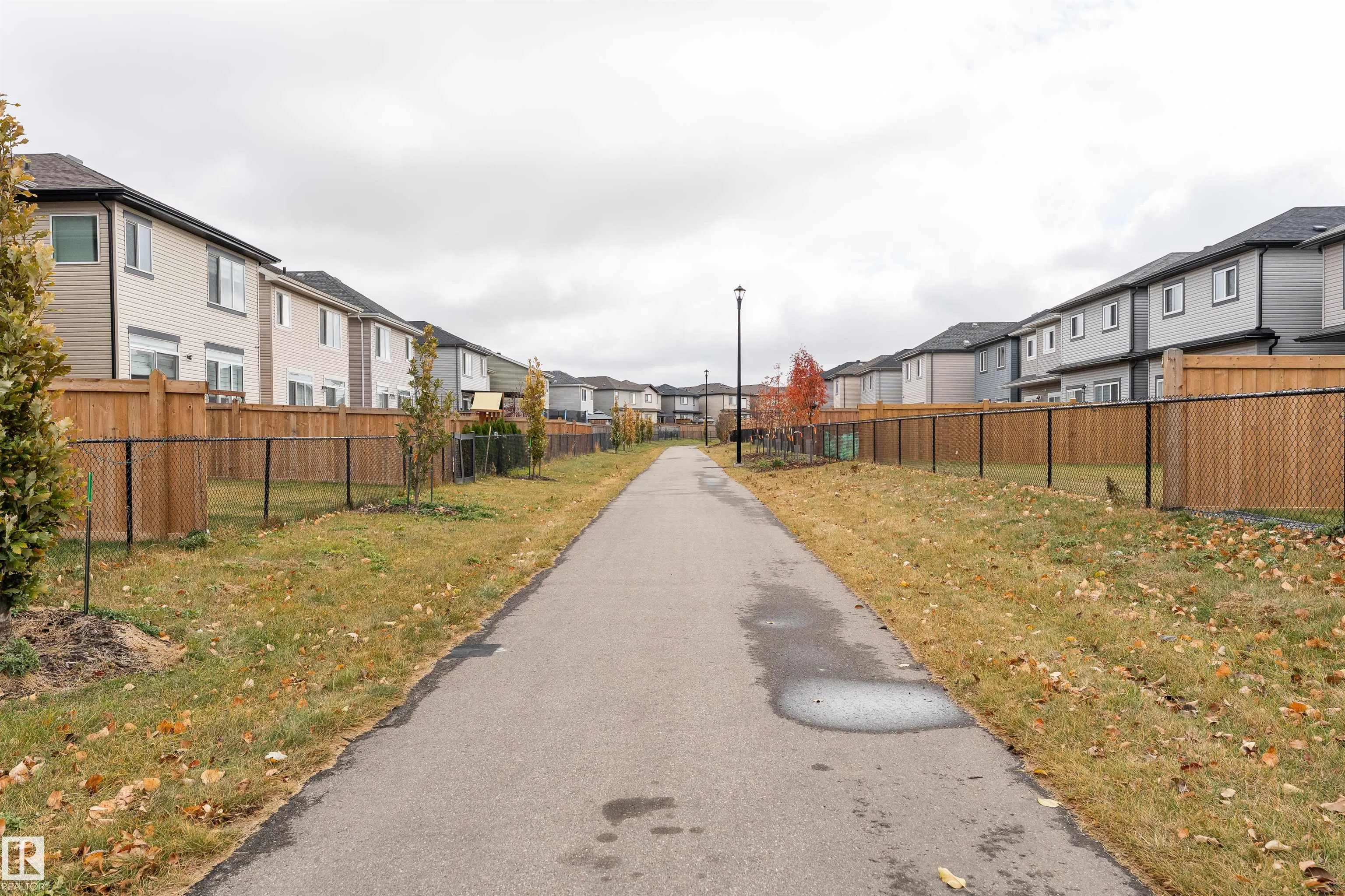 5710 CAUTLEY Crescent