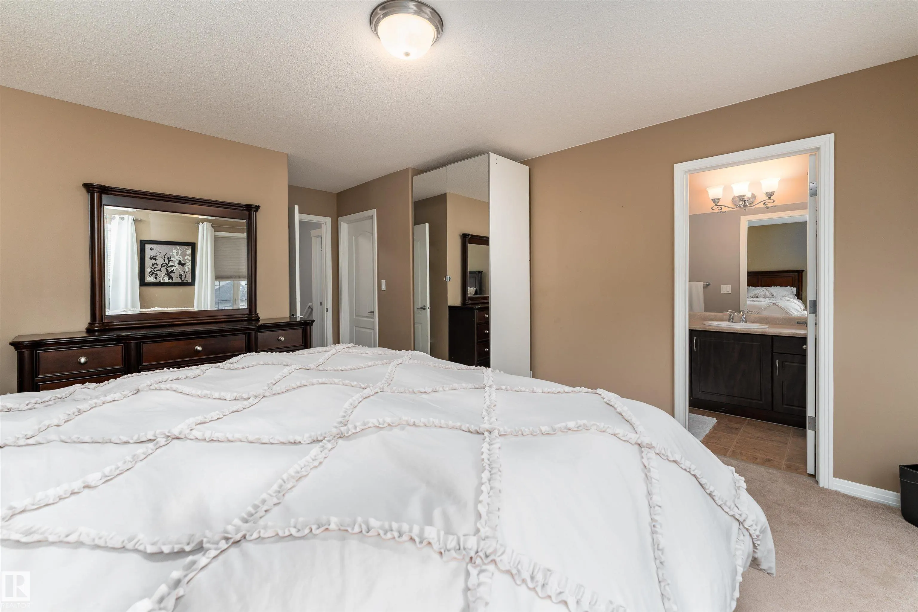 166 RUE MAGNAN Street