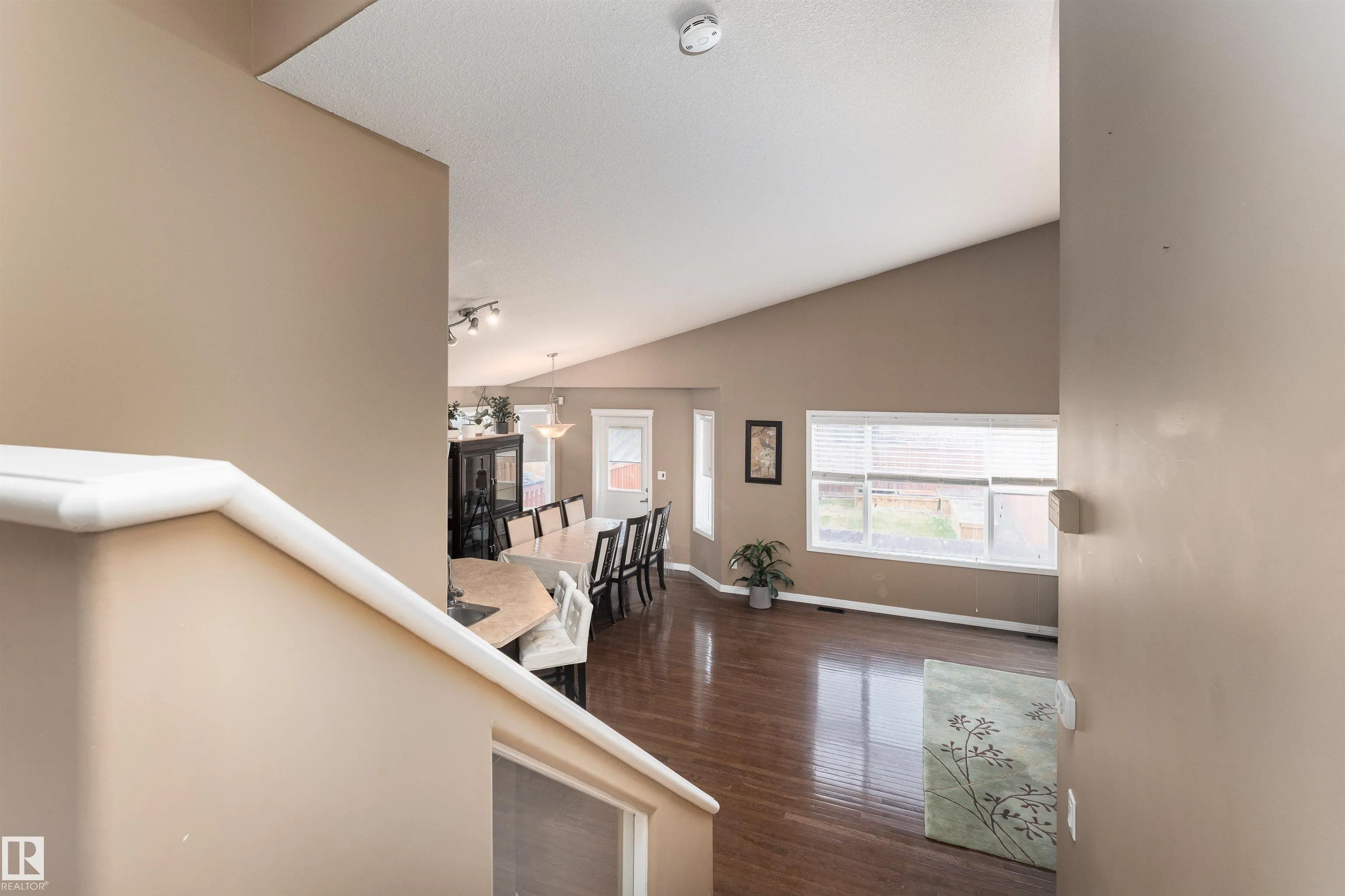 166 RUE MAGNAN Street