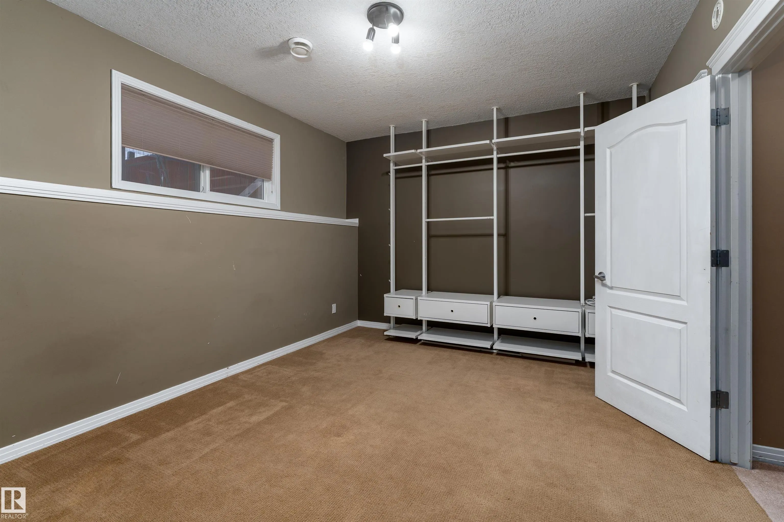 166 RUE MAGNAN Street