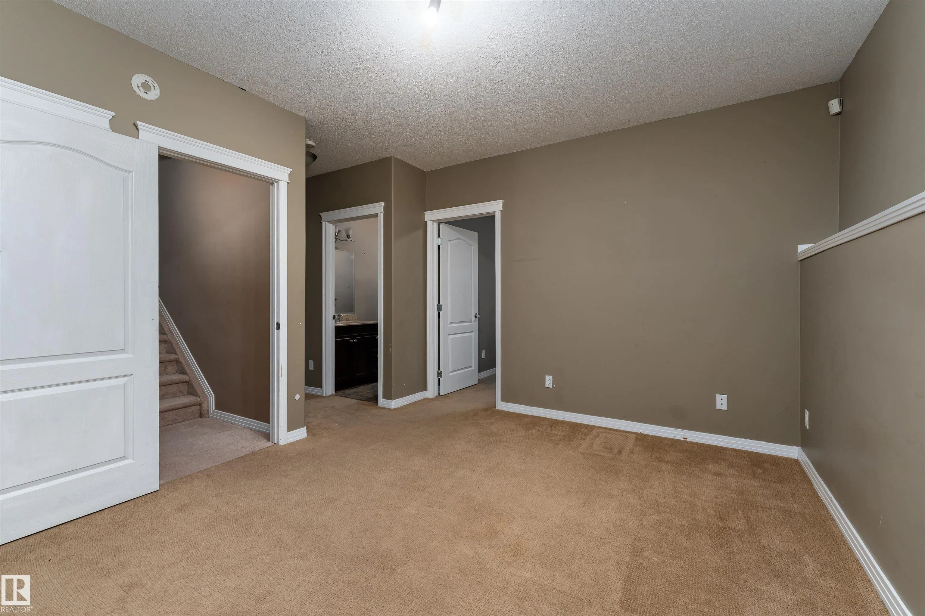 166 RUE MAGNAN Street