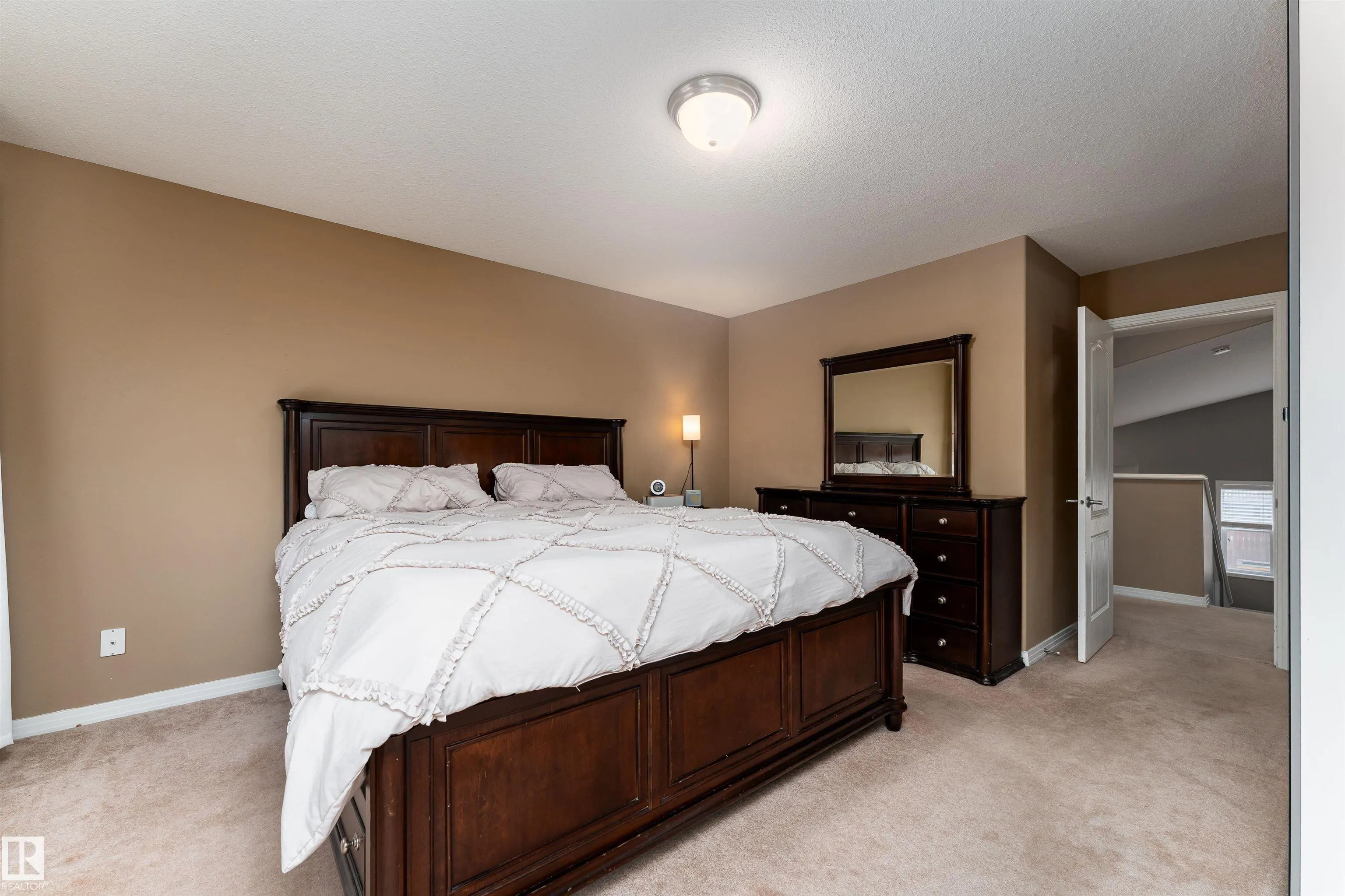 166 RUE MAGNAN Street