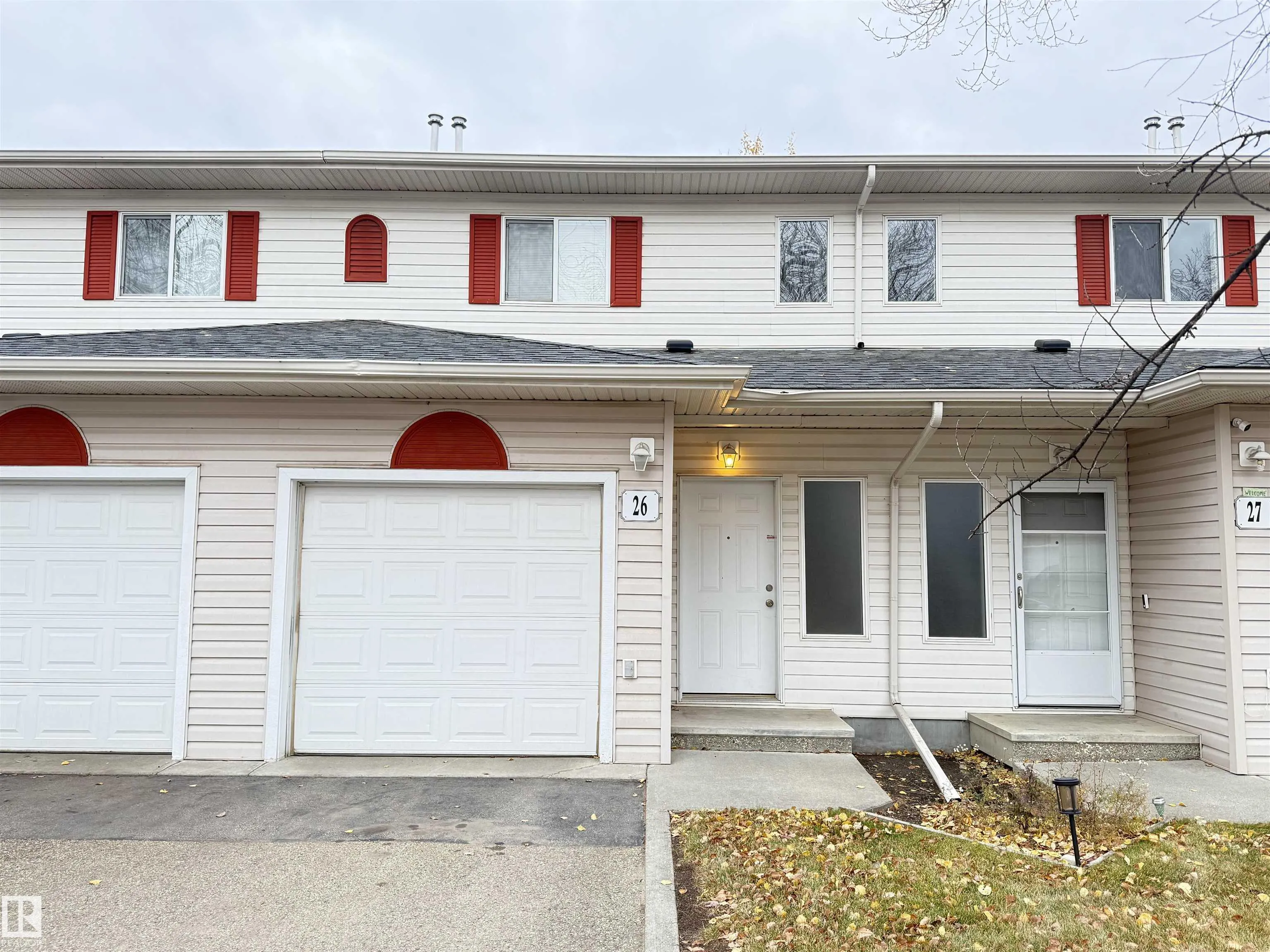 451 HYNDMAN Crescent