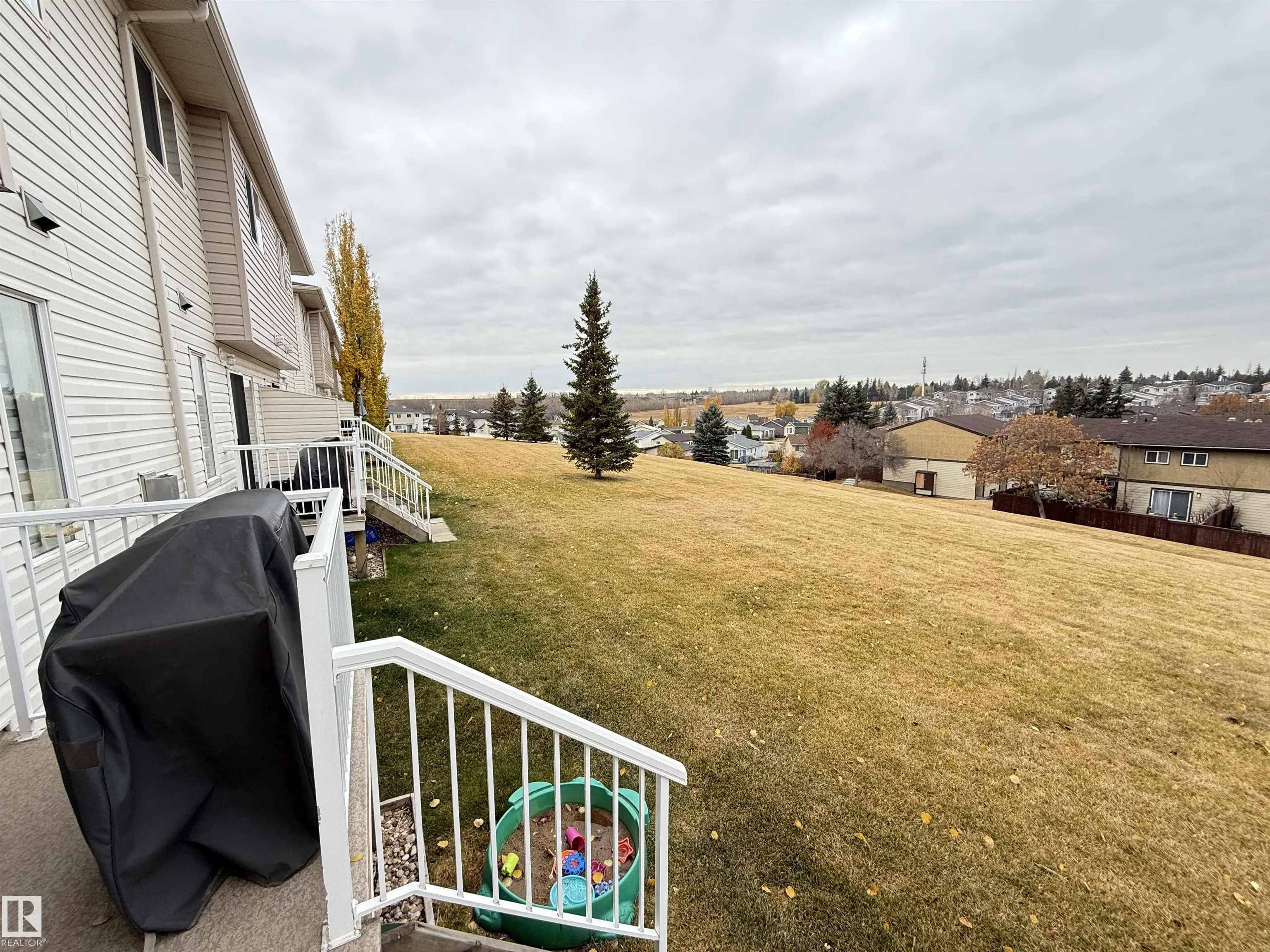 451 HYNDMAN Crescent