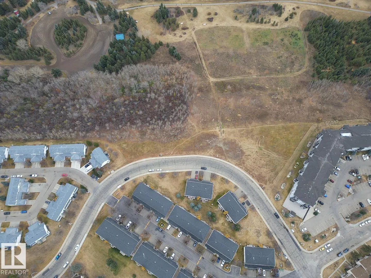 451 HYNDMAN Crescent