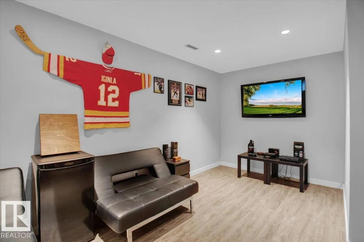 625 ALLARD Boulevard