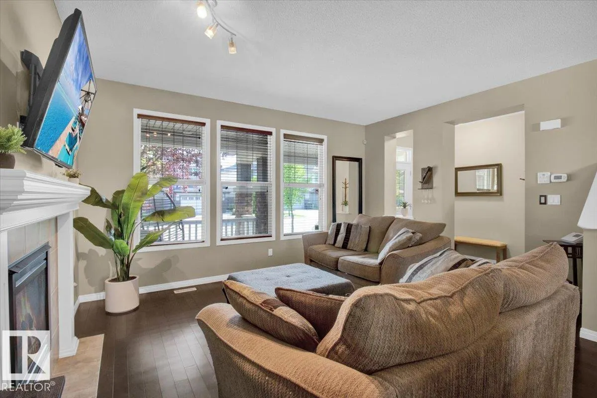 625 ALLARD Boulevard