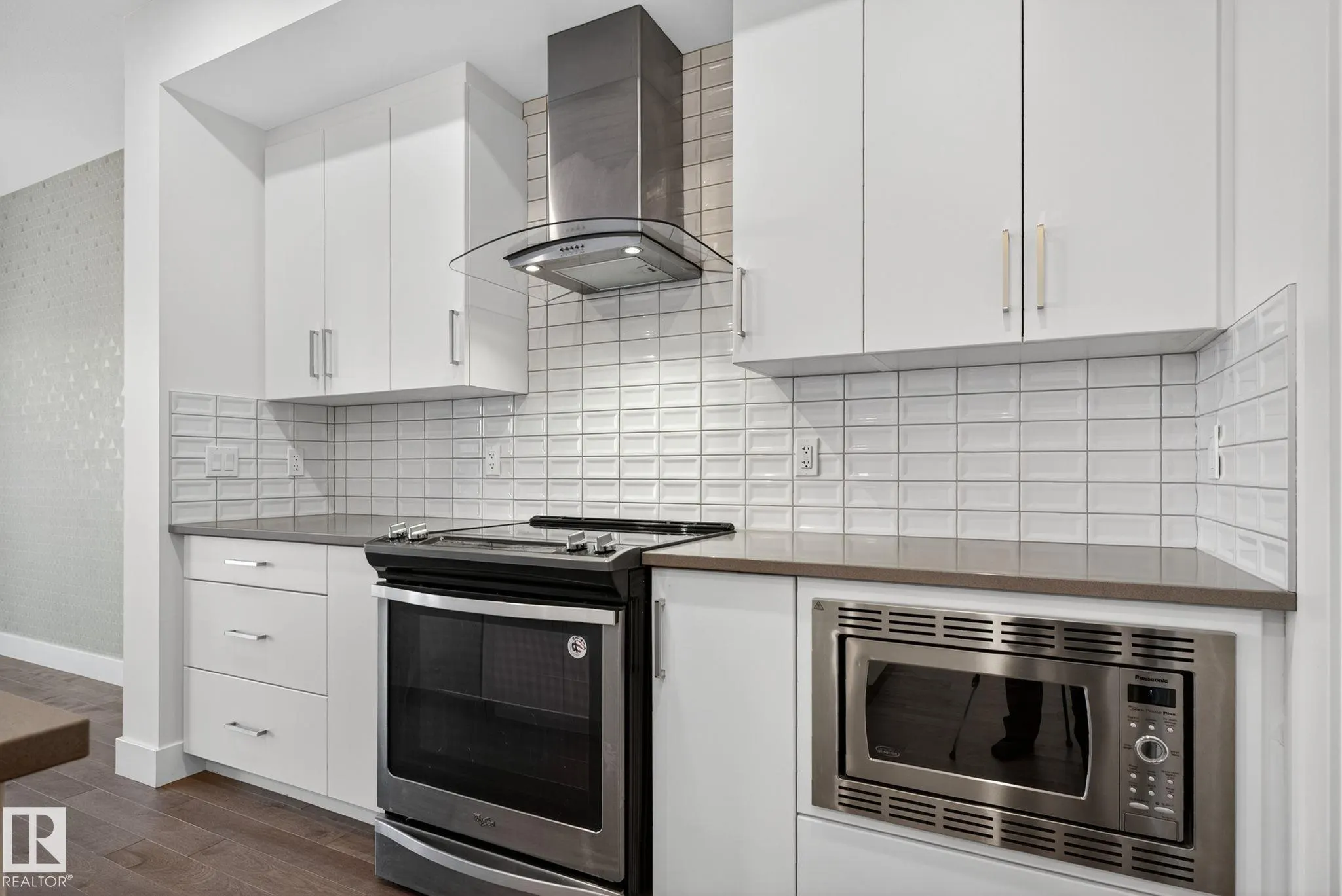 1096 SECORD PROMENADE