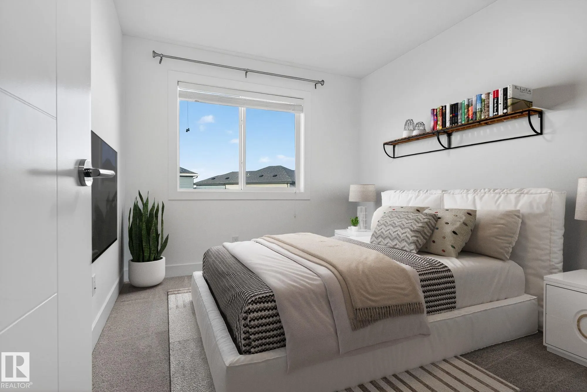 1096 SECORD PROMENADE