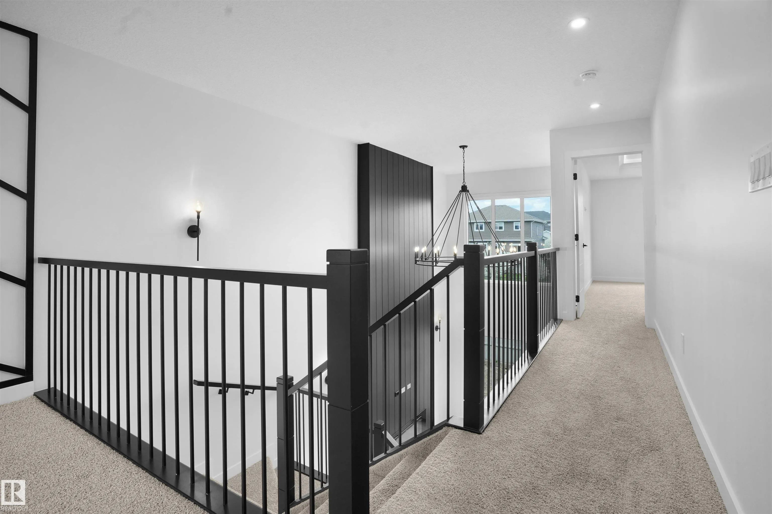 987 Elderberry Landing